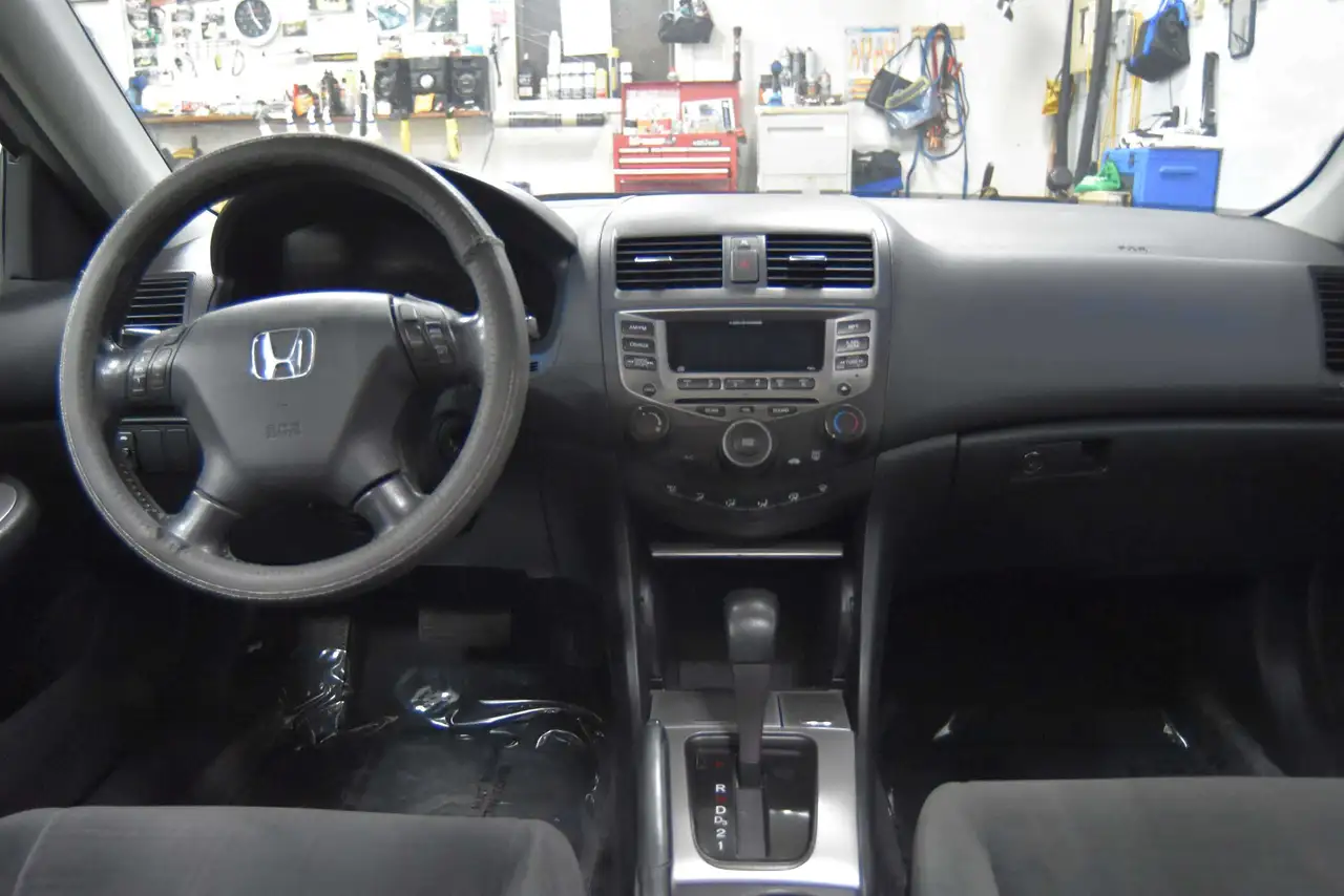 Honda Accord photo Honda Accord