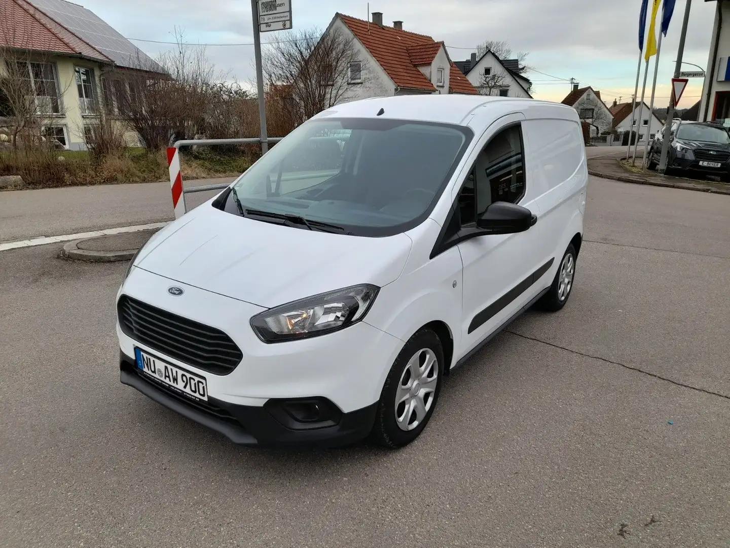 Ford Transit Courier Trend, 1. Hand,  Ecoboost, Neuw. Wit - 1