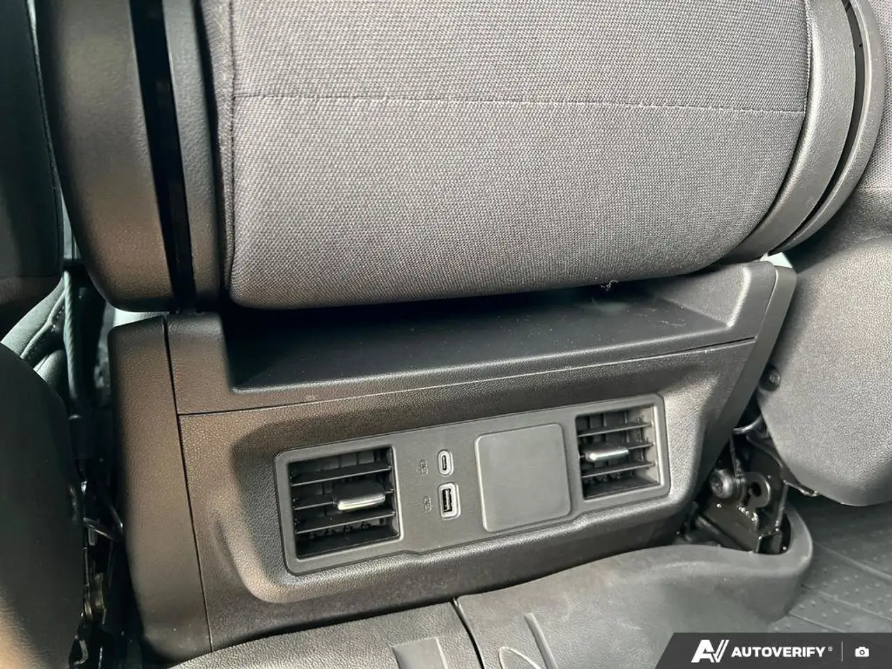 Chevrolet Silverado 2500 photo Chevrolet Silverado 2500
