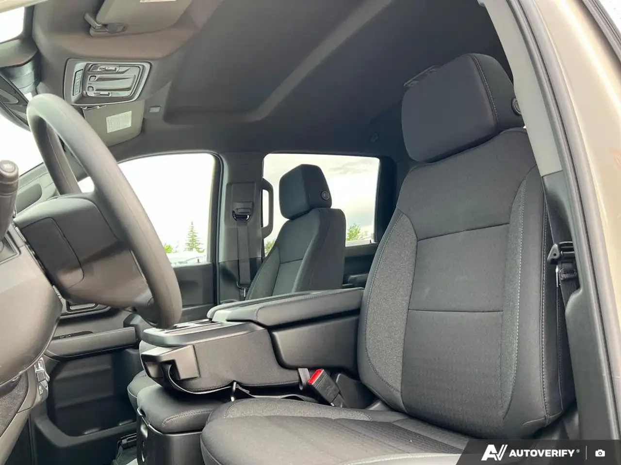 Chevrolet Silverado 2500 photo Chevrolet Silverado 2500
