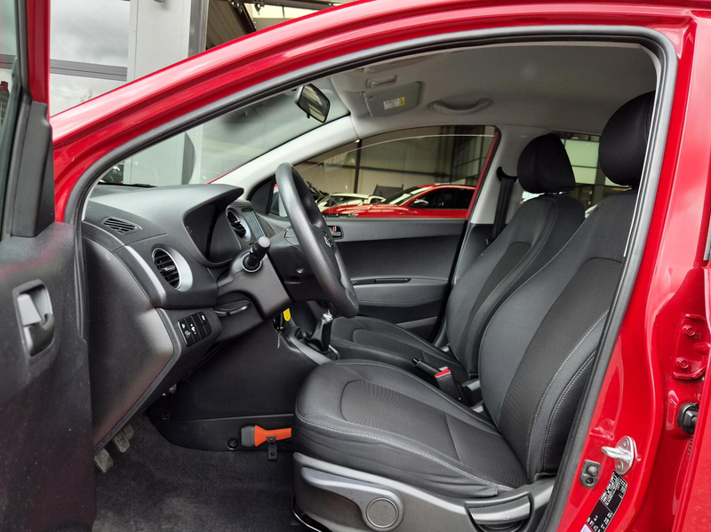 Hyundai i10 1.0i Comfort |Navi|Airco|Carplay|Cruise|ESP — photo 4