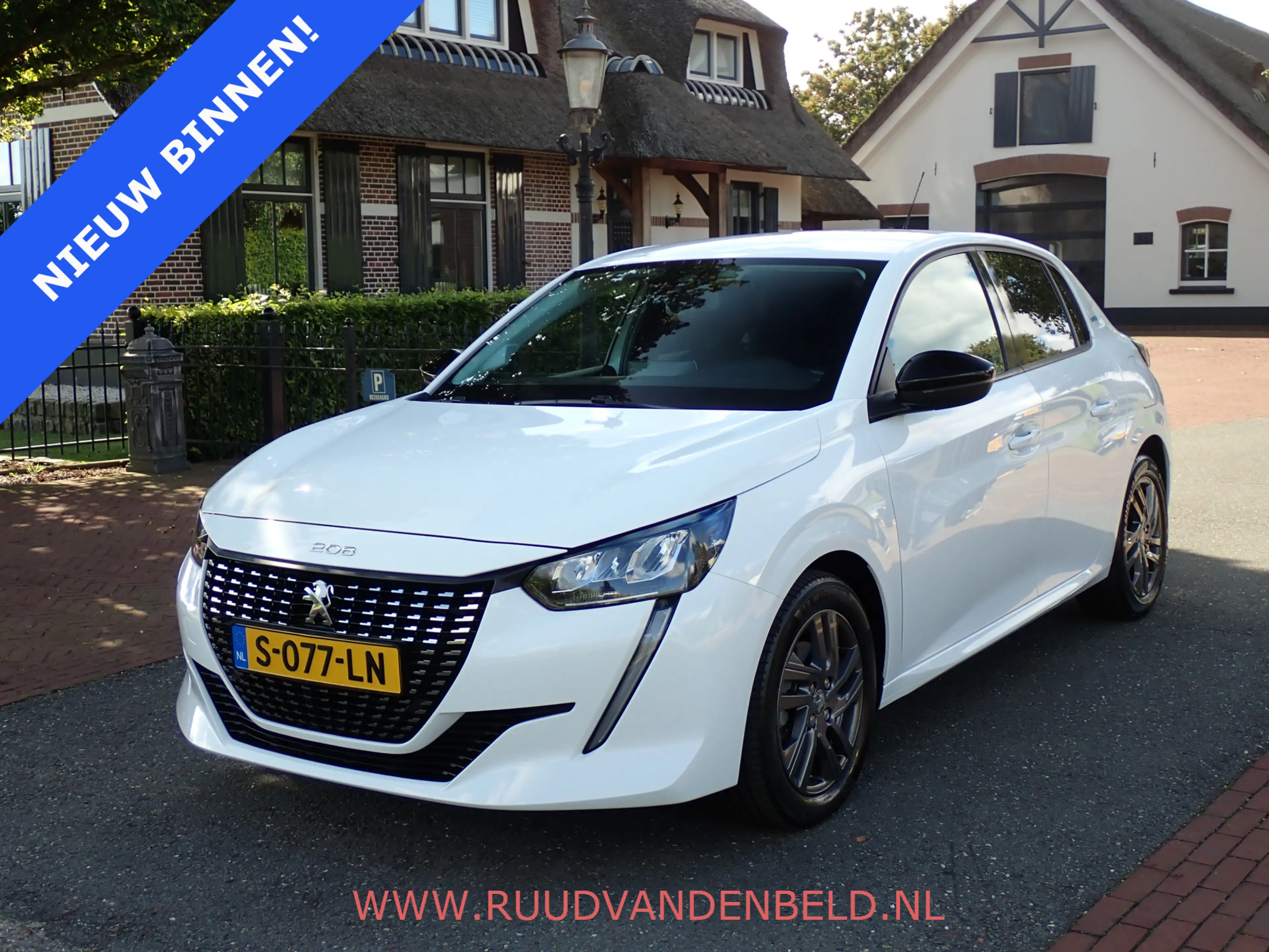 Peugeot 208 1.2 STYLE ACHTERSPOILER + GETINTE RAMEN / CRUISE /