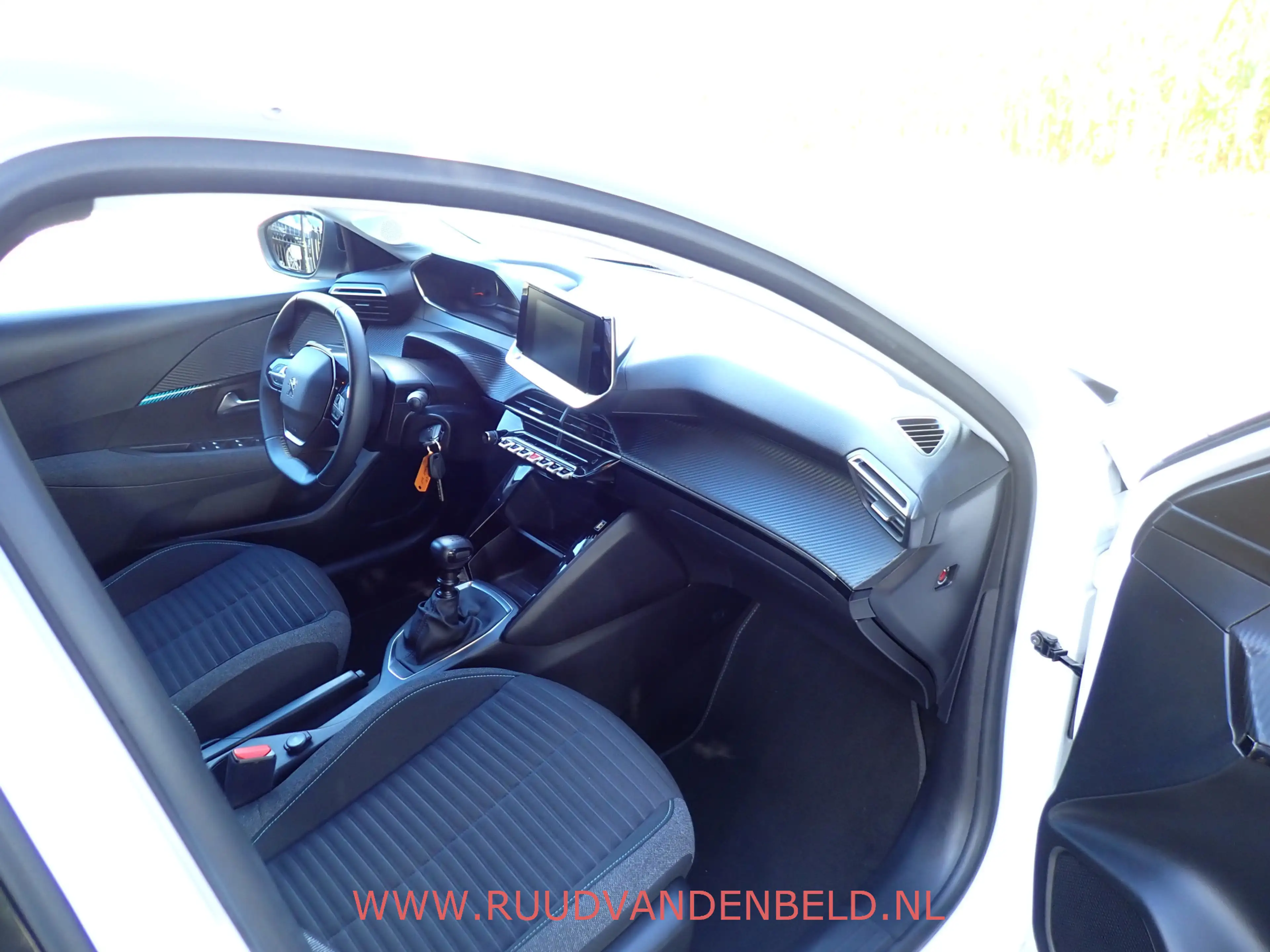 Peugeot 208 1.2 STYLE ACHTERSPOILER + GETINTE RAMEN / CRUISE / — photo 24