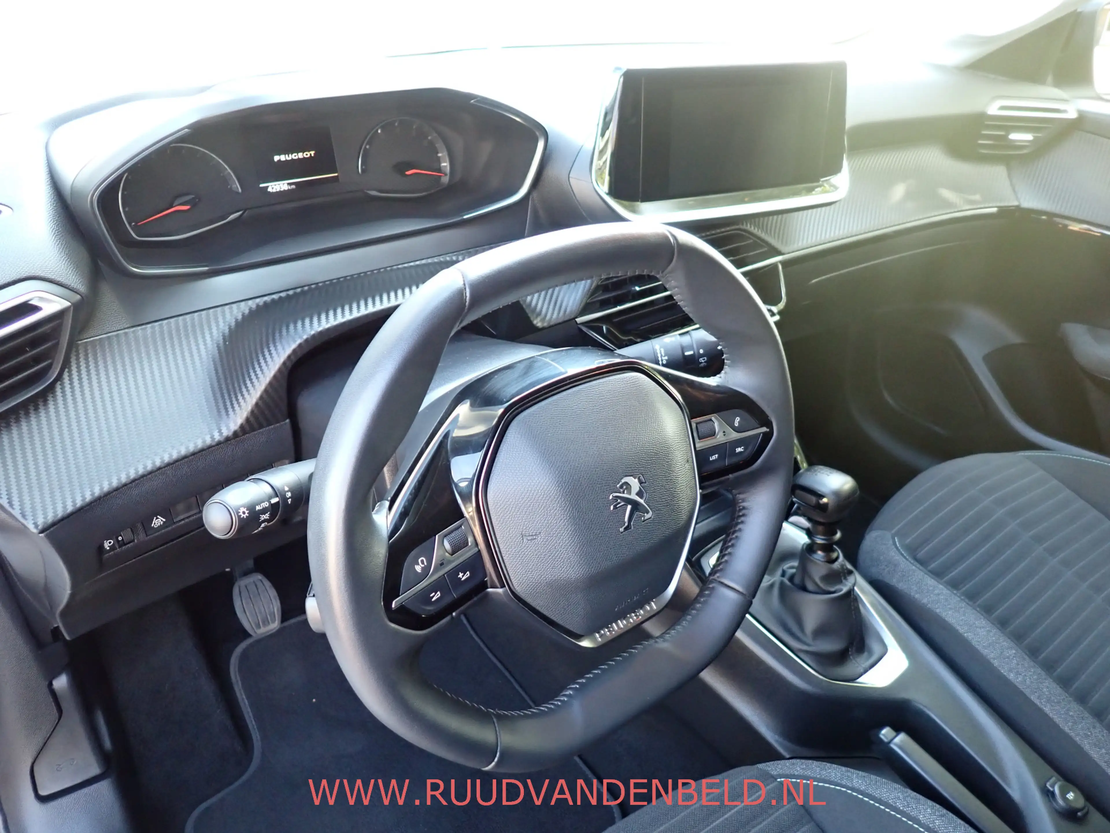 Peugeot 208 1.2 STYLE ACHTERSPOILER + GETINTE RAMEN / CRUISE / — photo 12