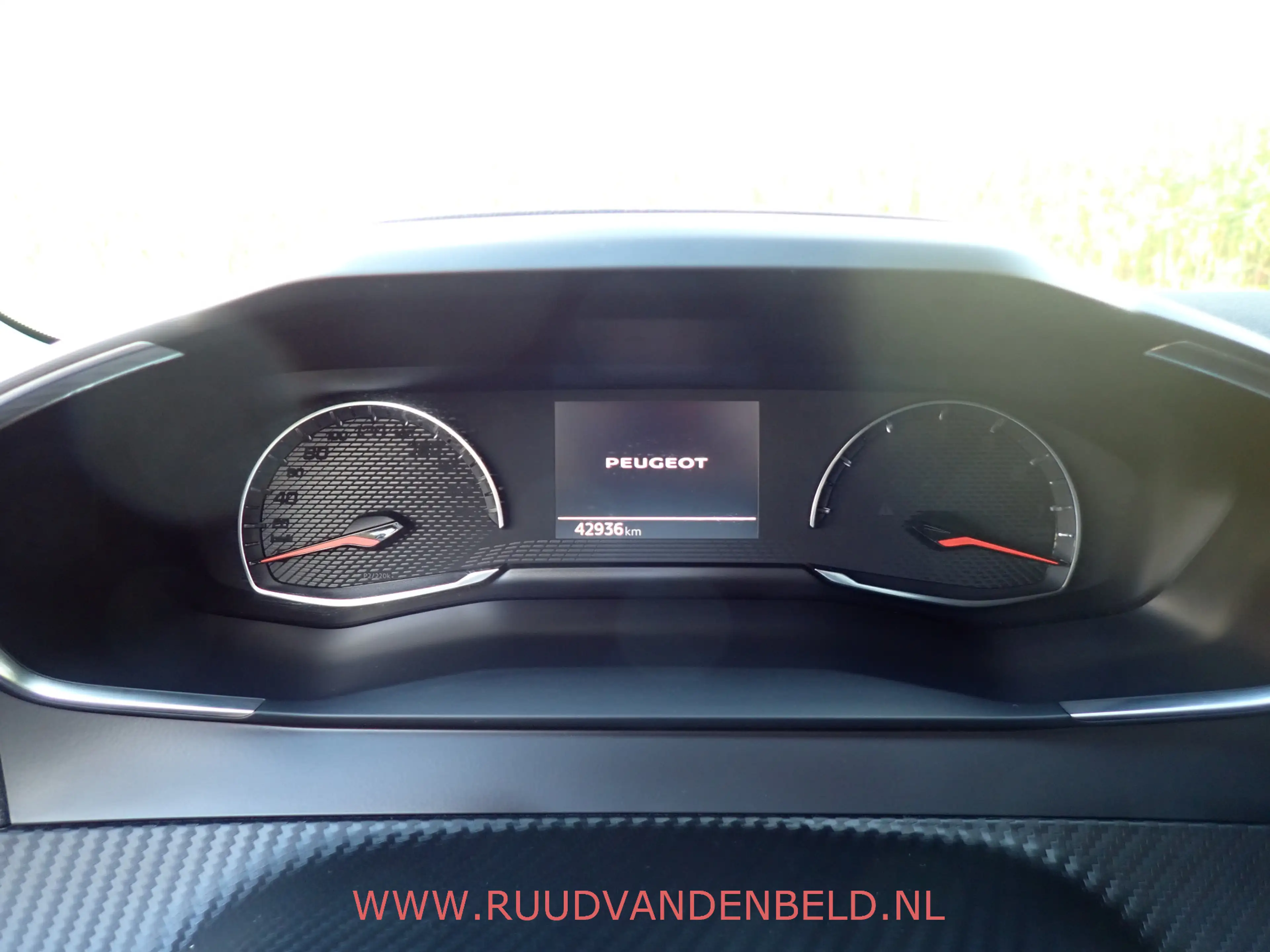 Peugeot 208 1.2 STYLE ACHTERSPOILER + GETINTE RAMEN / CRUISE / — photo 14