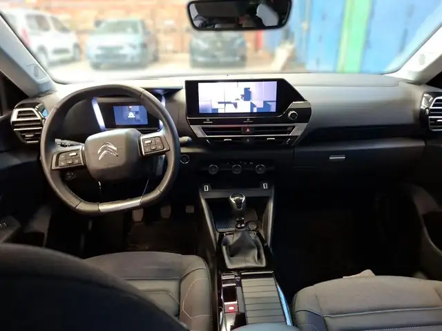 Citroen C4 view 4