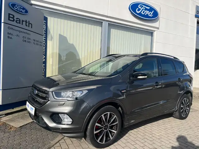 Ford Kuga 2.0 TDCi 4x4 Start/Sopp ST Line ACC AHK AWD