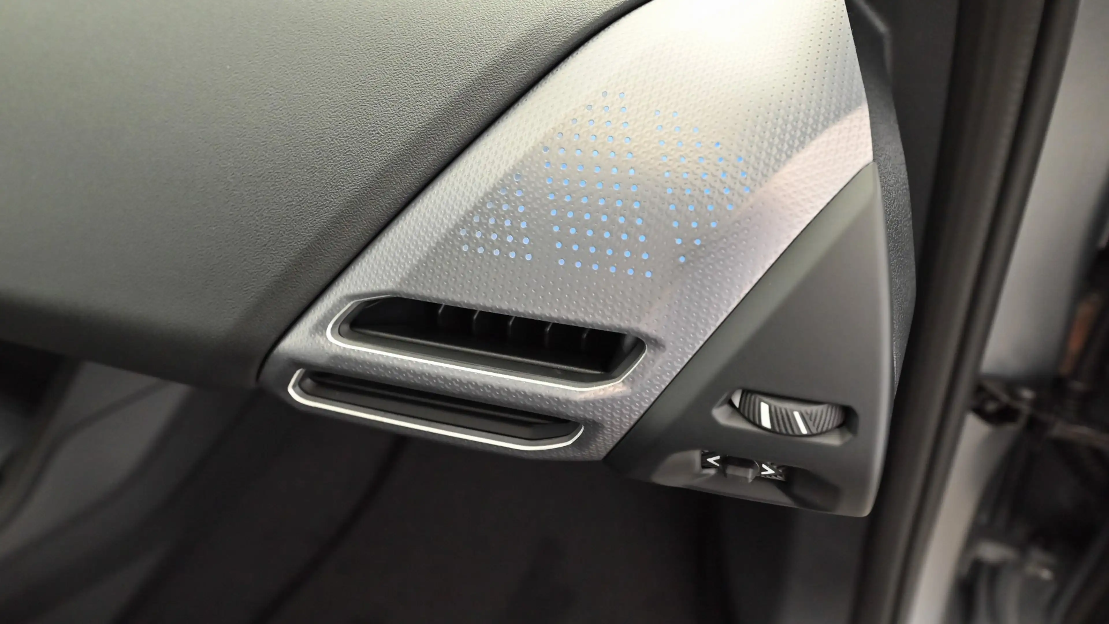 BMW 135 M135i xDrive — photo 10