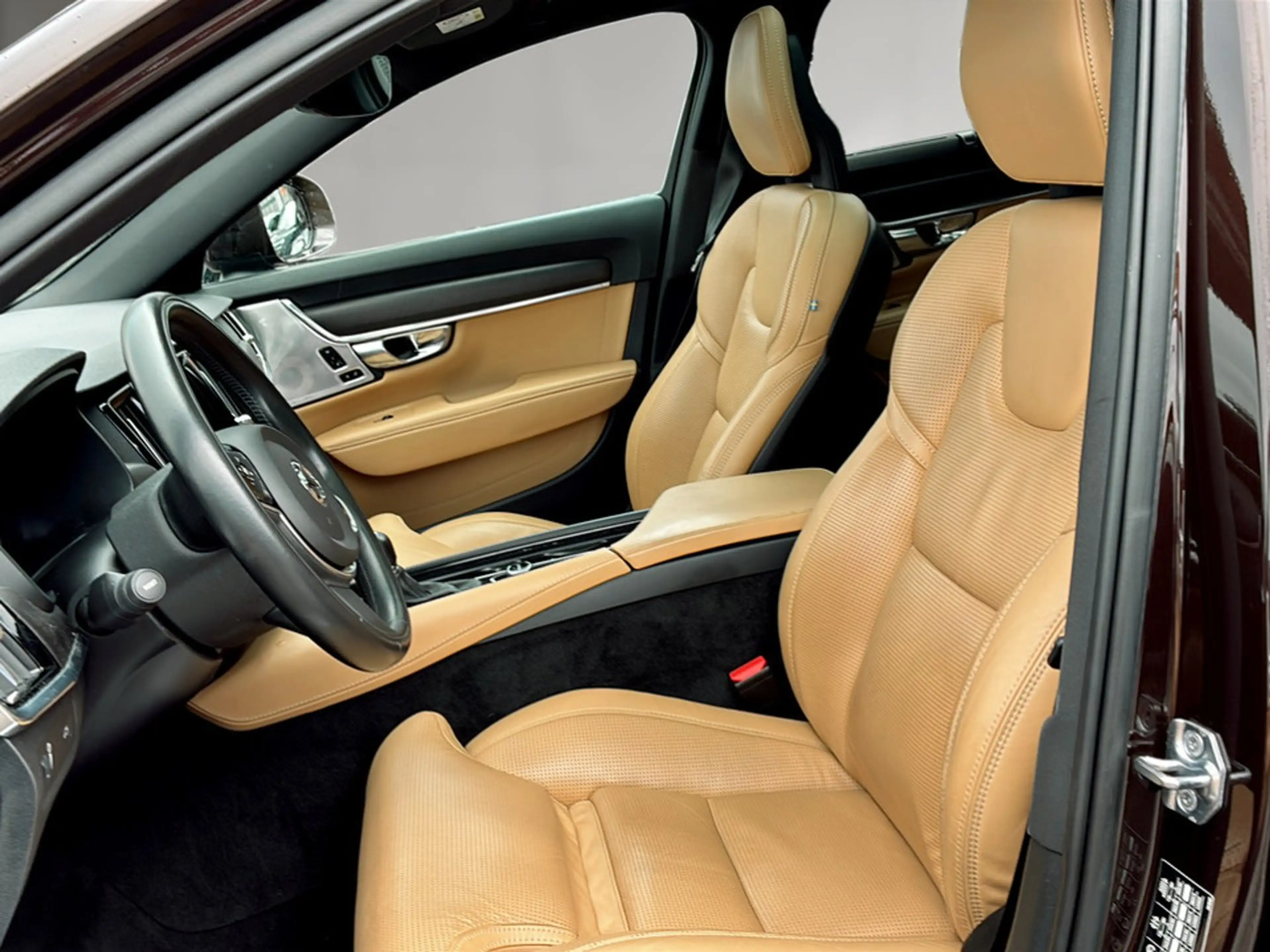 Volvo V90 Cross Country Pro D4 AWD Geartronic — photo 8