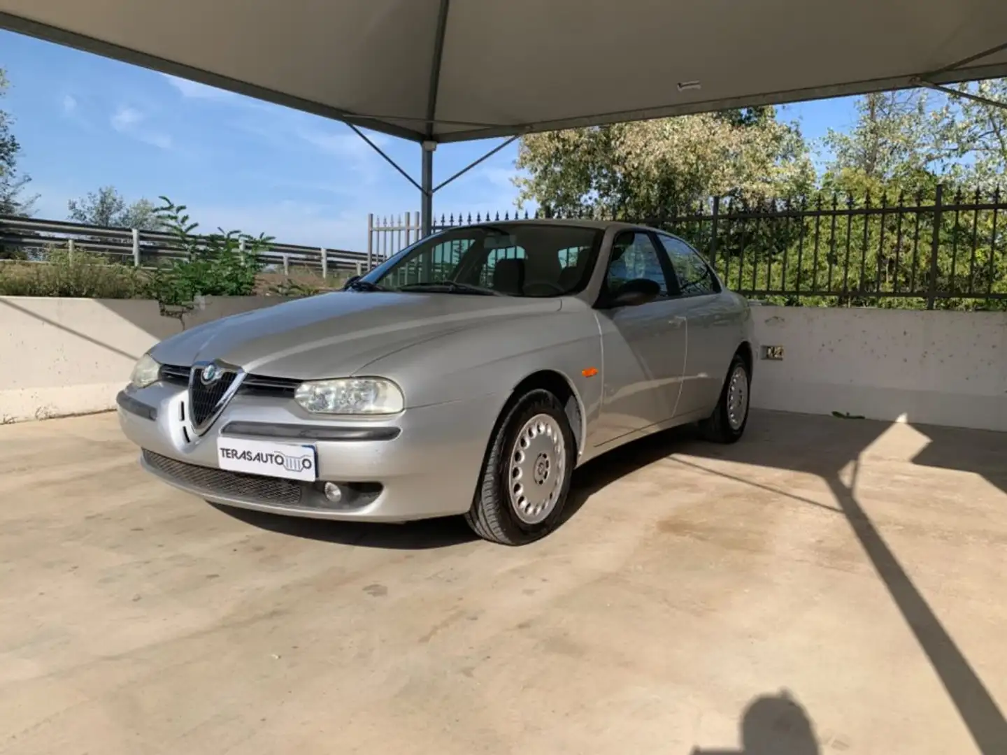 Alfa Romeo 156 1.8i 16V Twin Spark cat Progression POCHI KM Silber - 1