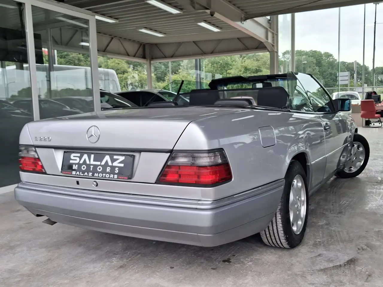 Mercedes-Benz E 220 Sportline 952/ETAT SHOW ROOM / UN VRAI COLLECTOR/DEPOT VENTE, foto 5
