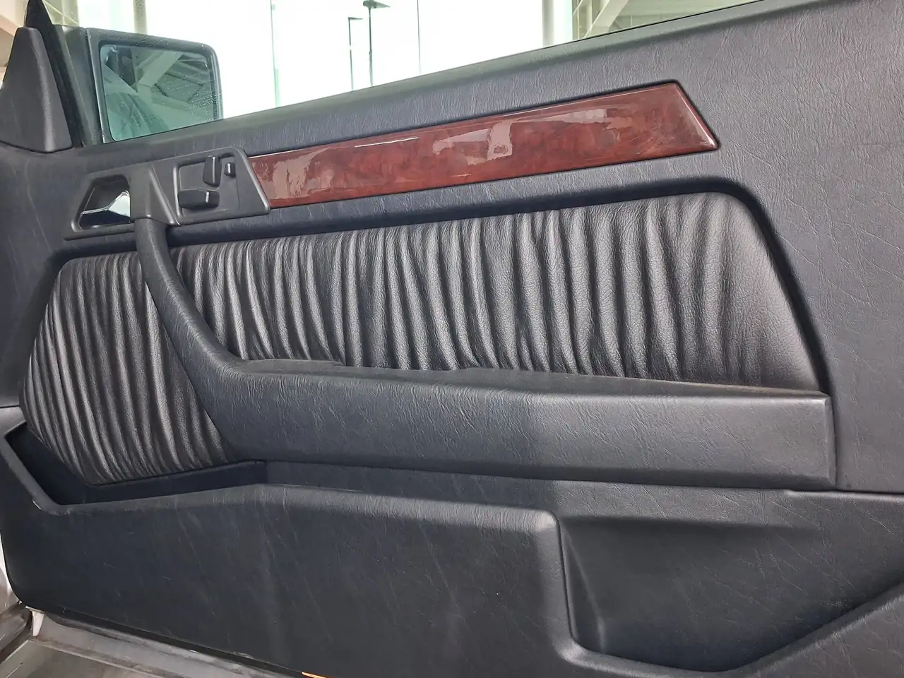 Mercedes-Benz E 220 Sportline 952/ETAT SHOW ROOM / UN VRAI COLLECTOR/DEPOT VENTE, foto 12