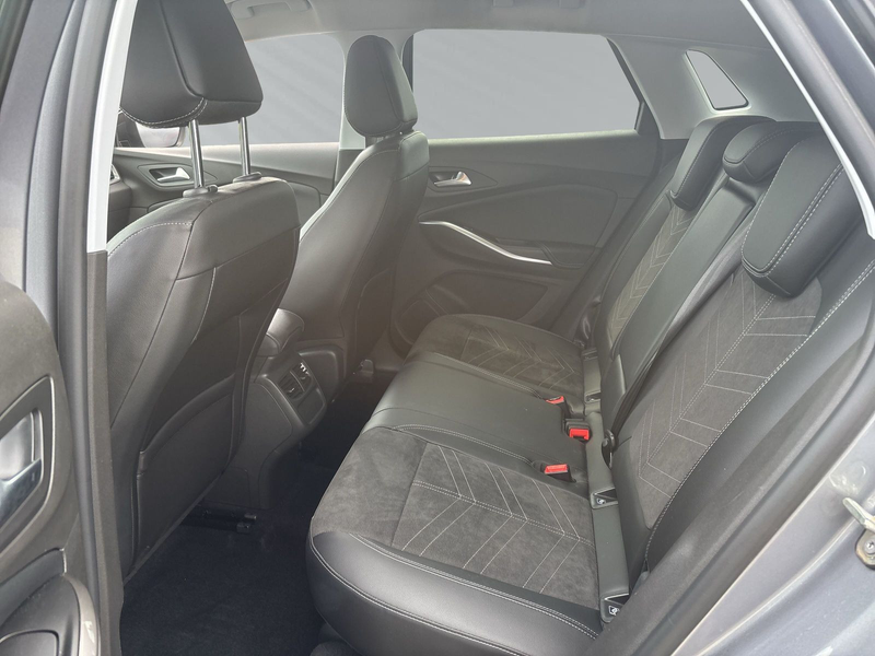 Opel Grandland ELEGANCE 1.2 KLIMA+PDC+KAMERA+SHZ+AT8+ — photo 11