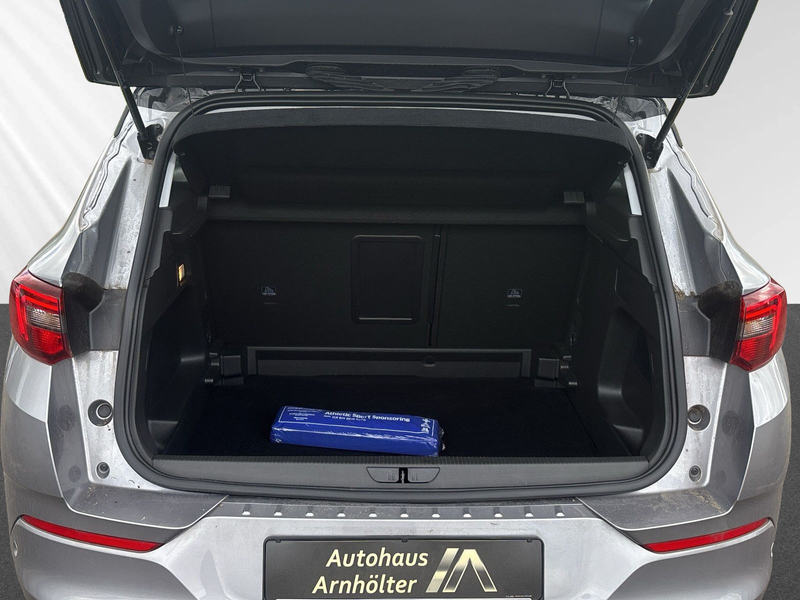 Opel Grandland ELEGANCE 1.2 KLIMA+PDC+KAMERA+SHZ+AT8+ — photo 6