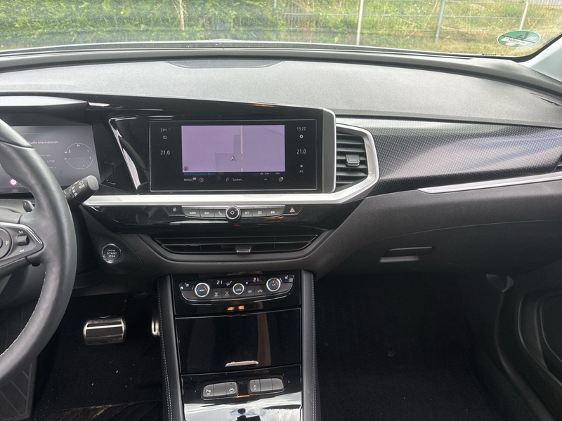 Opel Grandland ELEGANCE 1.2 KLIMA+PDC+KAMERA+SHZ+AT8+ — photo 13