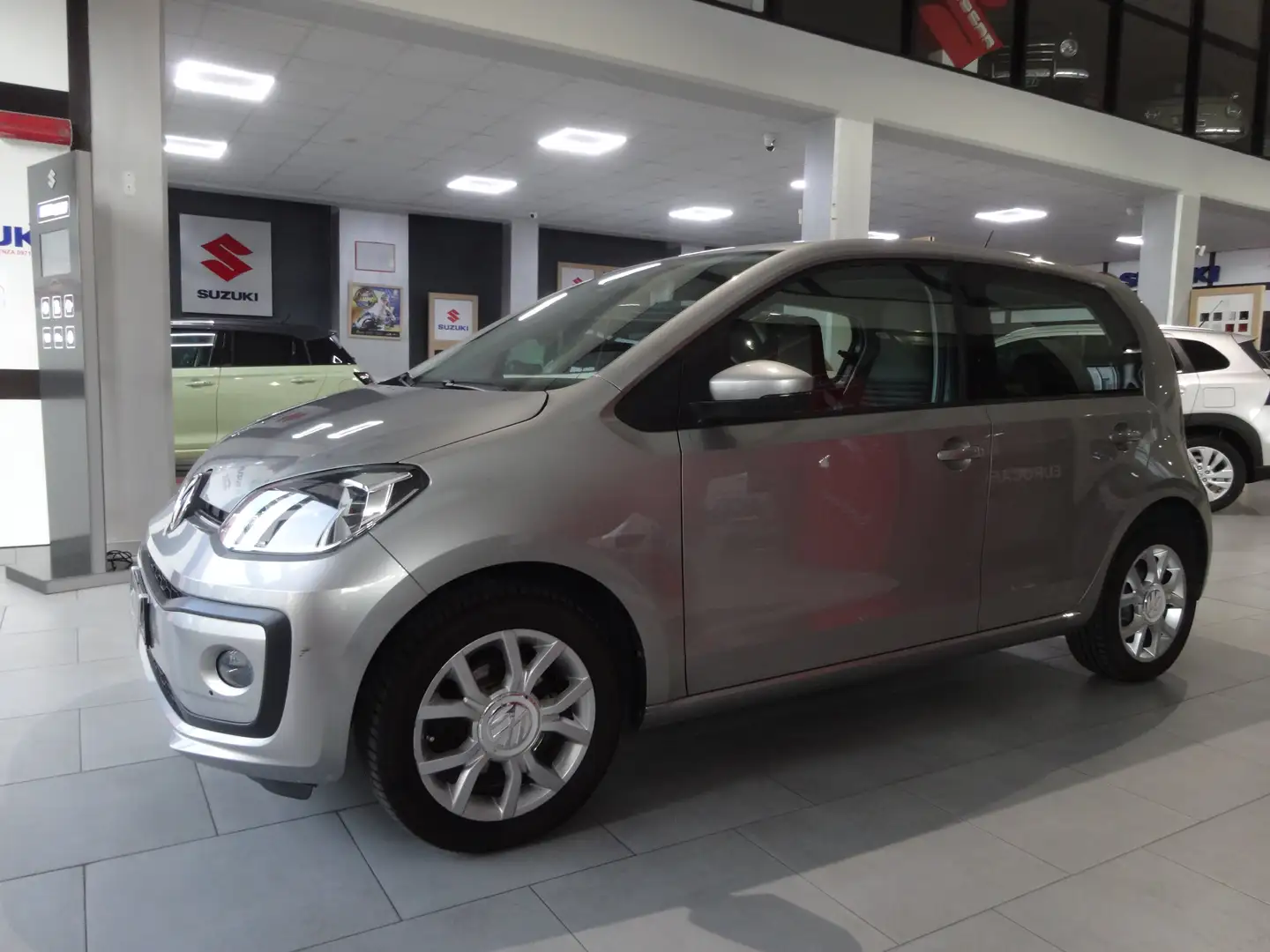 Volkswagen up! 5p 1.0 eco Take 68cv Metano Argento - 2