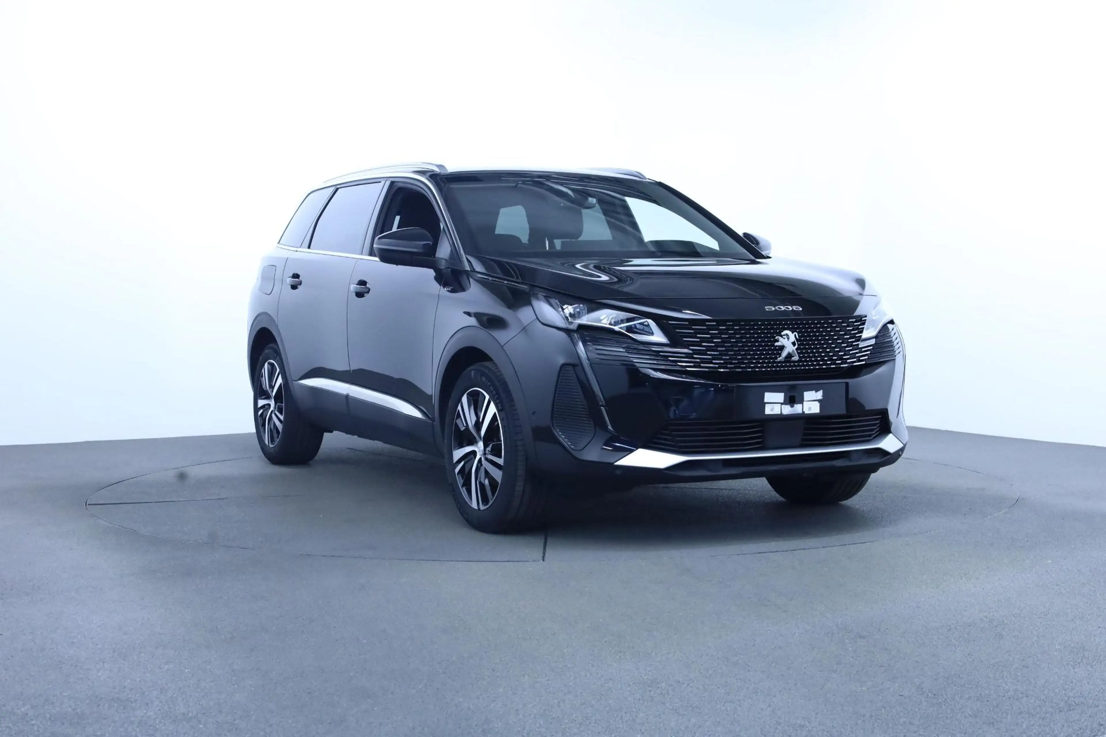 Peugeot 5008 PureTech 130 EAT8 GT AHK Aut. NP 52.764.- — photo 3