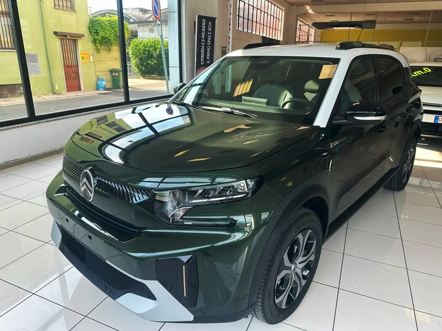 Citroen C3 Aircross 1.2 PLUS 100CV -  DIVERSE DISPONIBILITA BENZ IBRID Grün - 2
