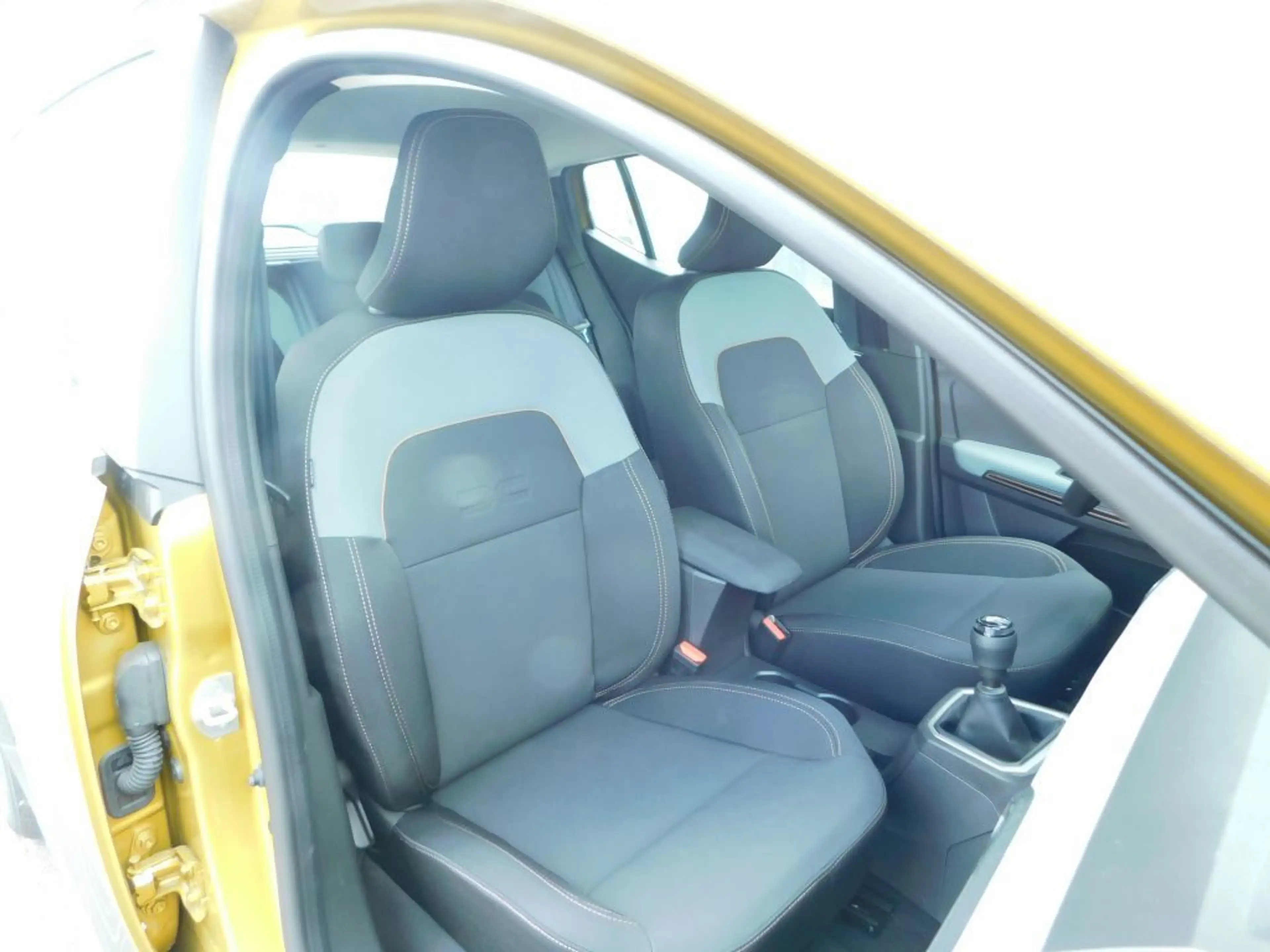 Dacia Sandero III Stepway Extreme TCe 110 — photo 9