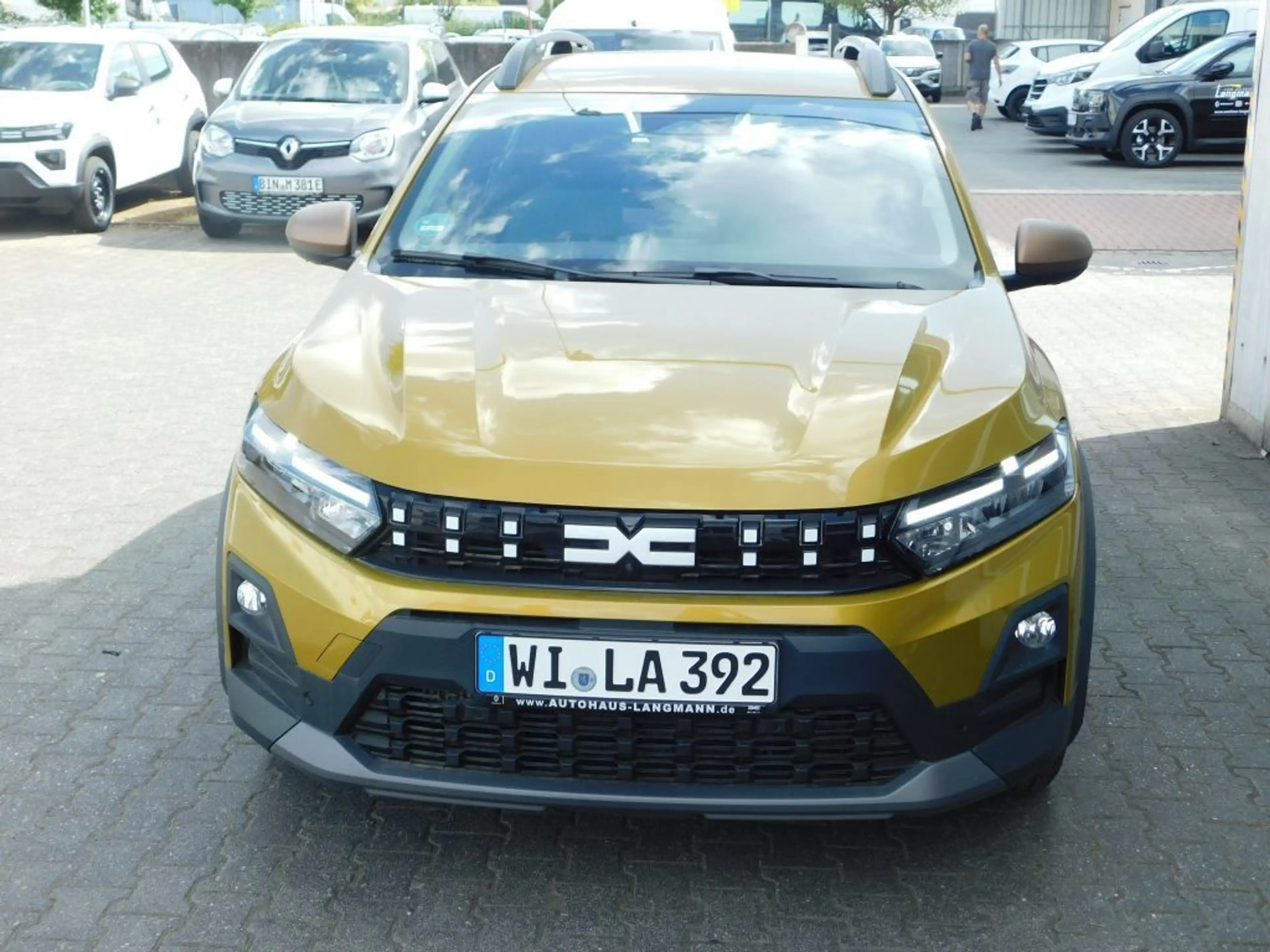 Dacia Sandero III Stepway Extreme TCe 110 — photo 4