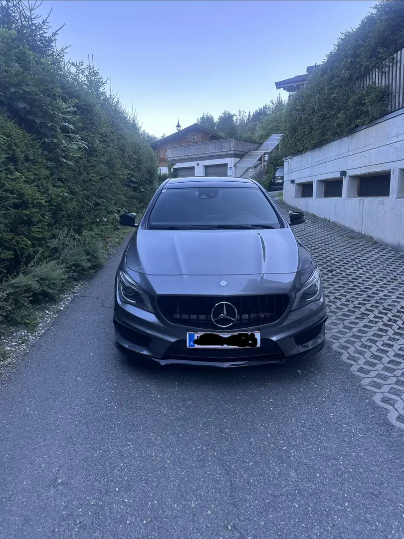 Mercedes-Benz CLA 45 AMG CLA 45 AMG 4Matic (117.952) Grau - 1