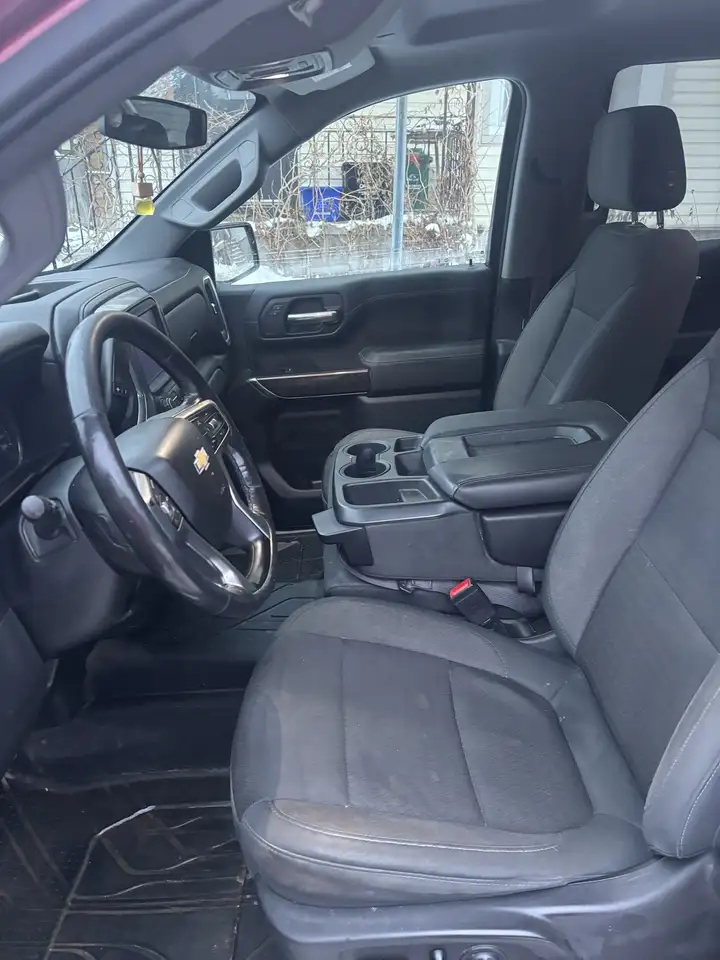 Chevrolet Silverado 1500 снимка Chevrolet Silverado 1500