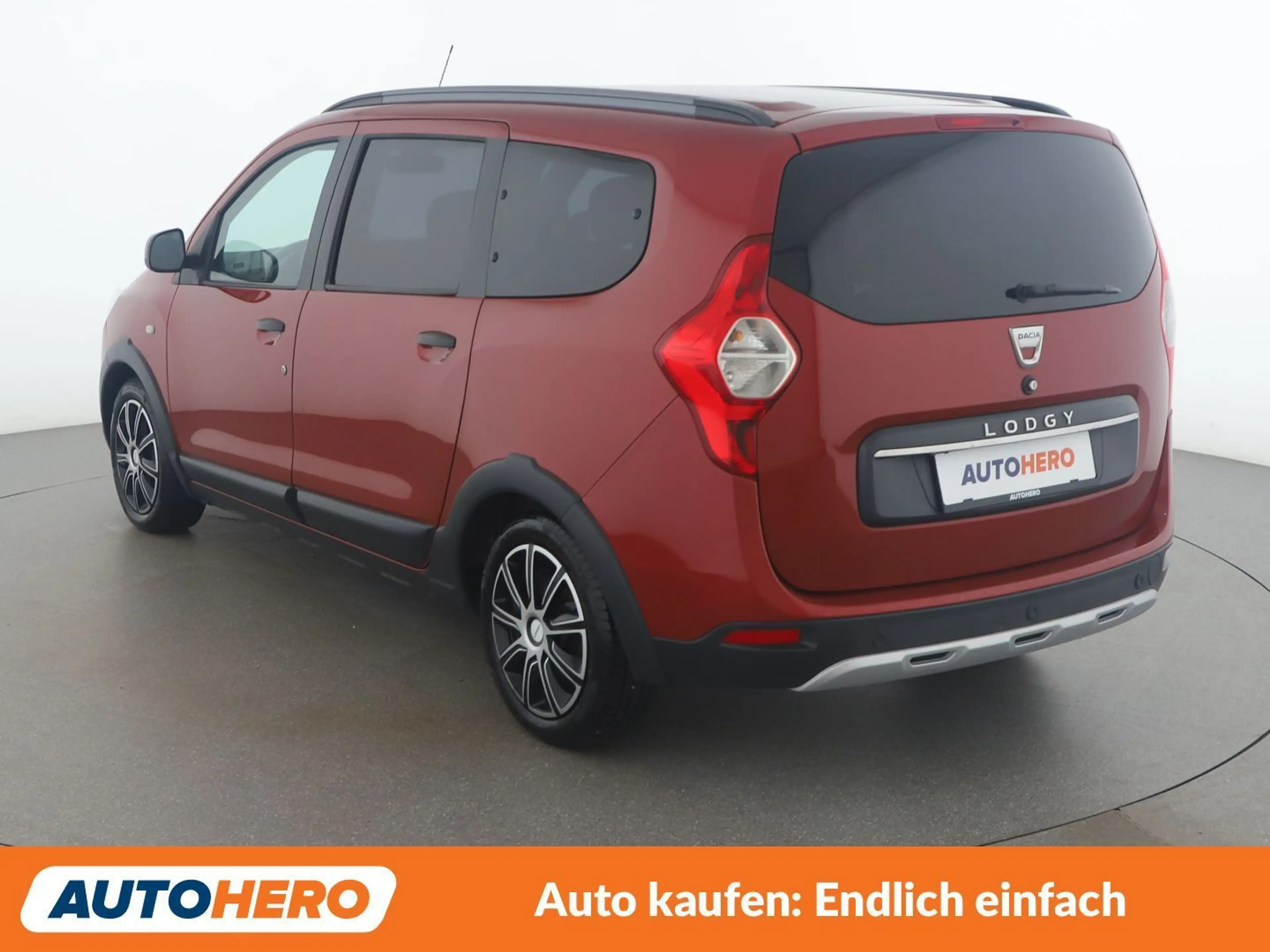 Dacia Lodgy 1.5 Blue dCi Stepway Charisma — photo 4