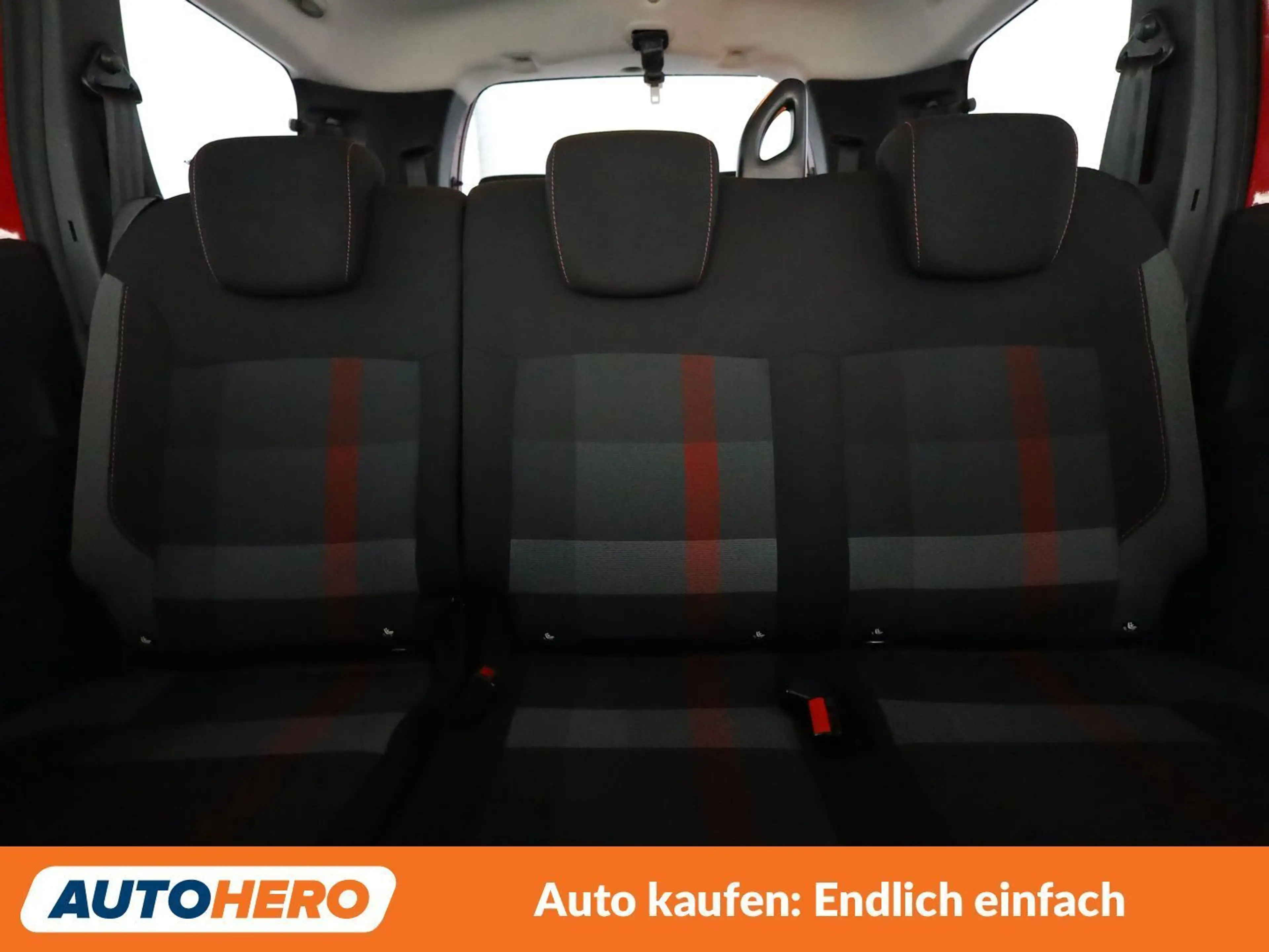 Dacia Lodgy 1.5 Blue dCi Stepway Charisma — photo 15