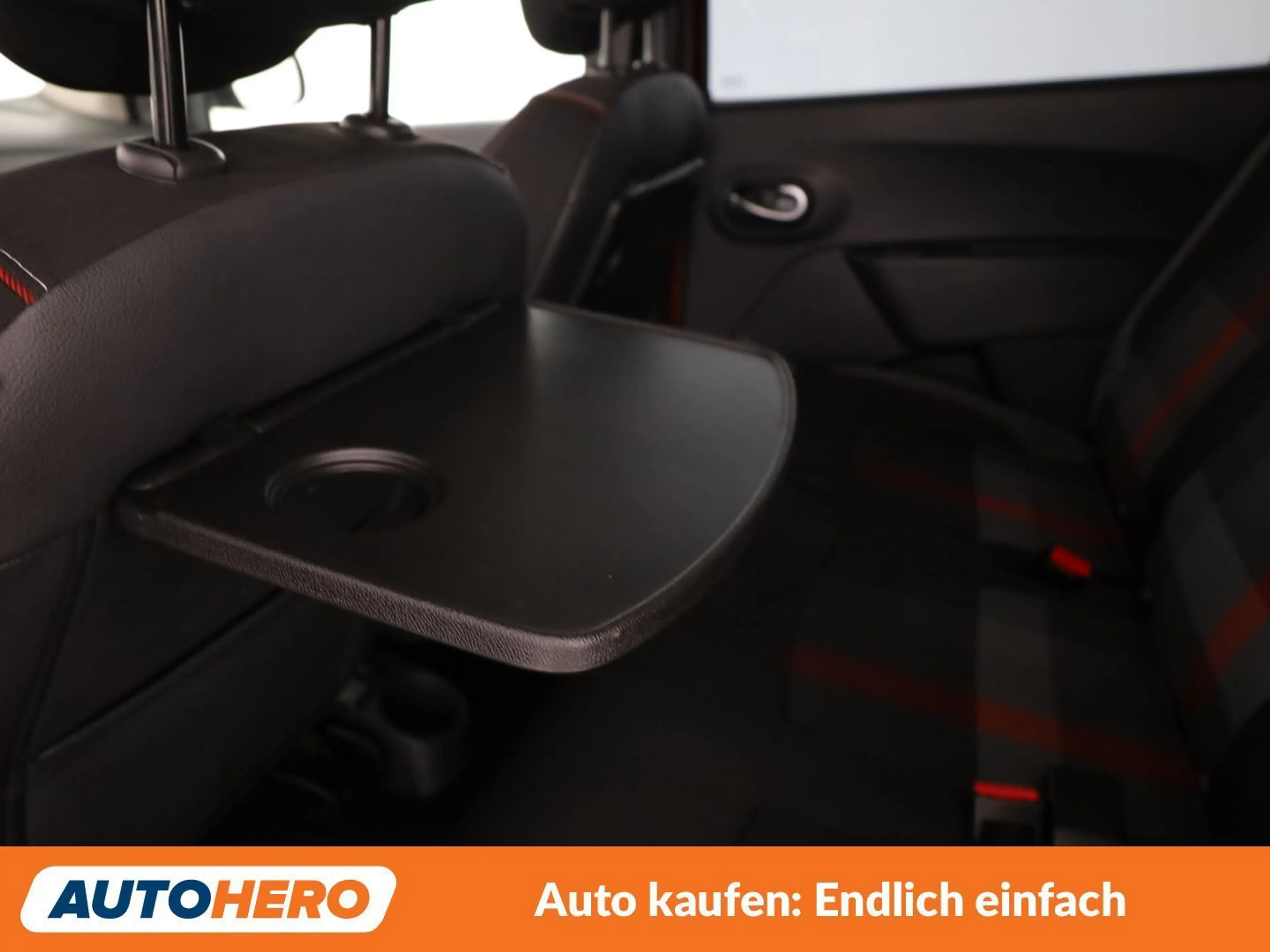 Dacia Lodgy 1.5 Blue dCi Stepway Charisma — photo 28