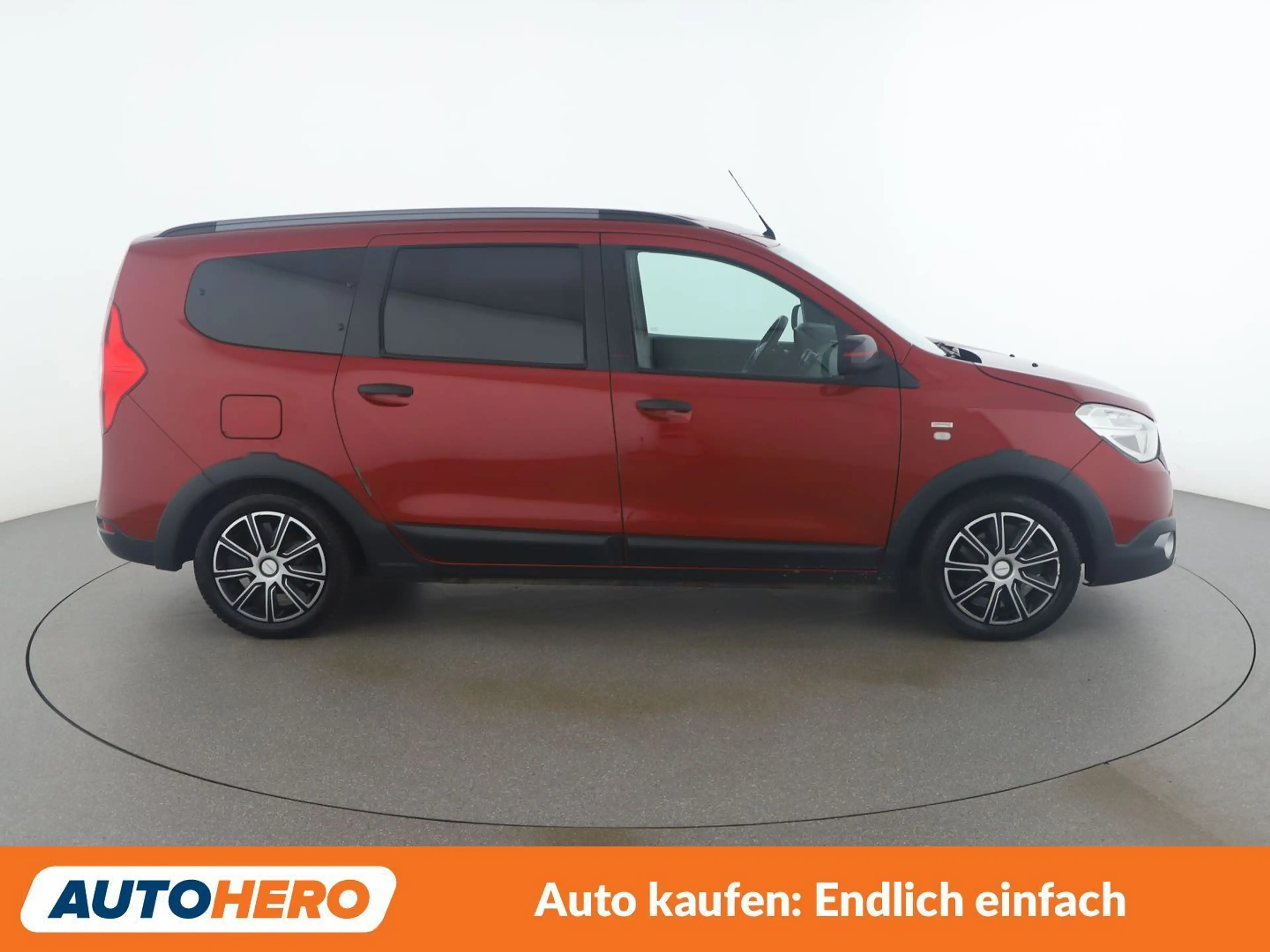 Dacia Lodgy 1.5 Blue dCi Stepway Charisma — photo 7