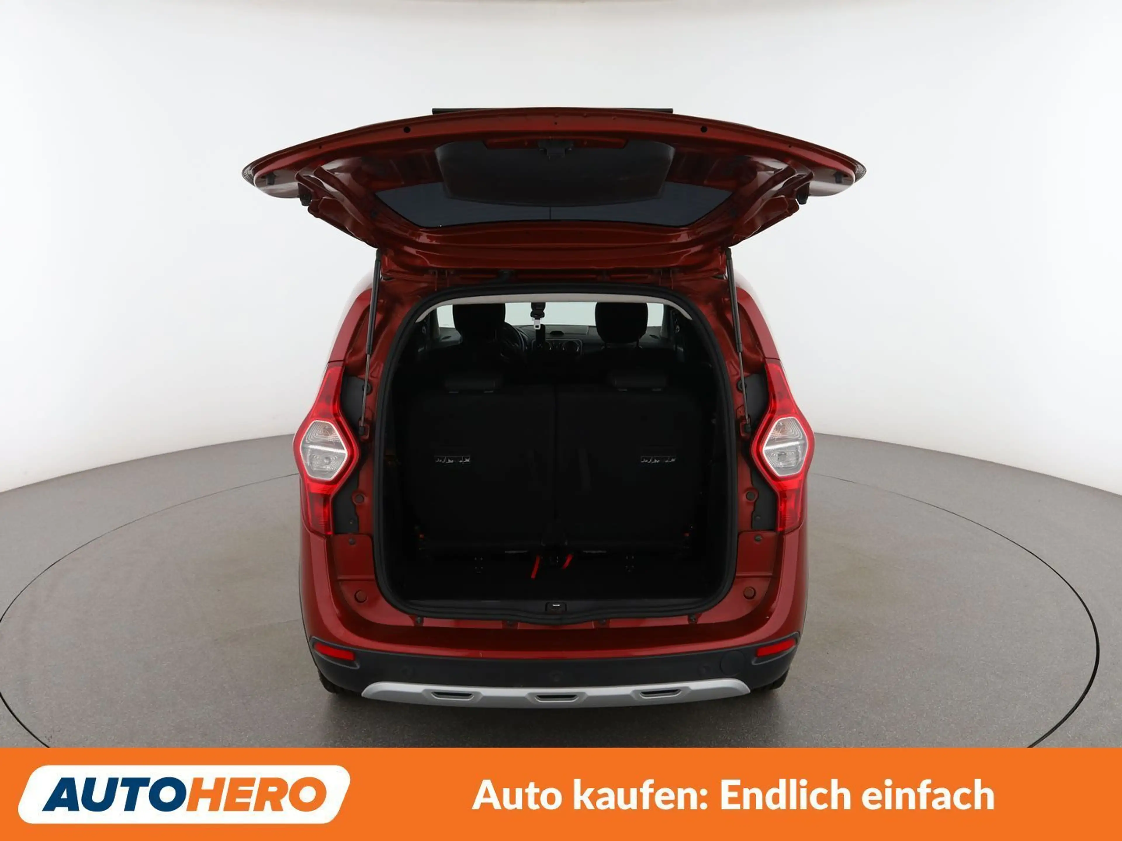 Dacia Lodgy 1.5 Blue dCi Stepway Charisma — photo 16