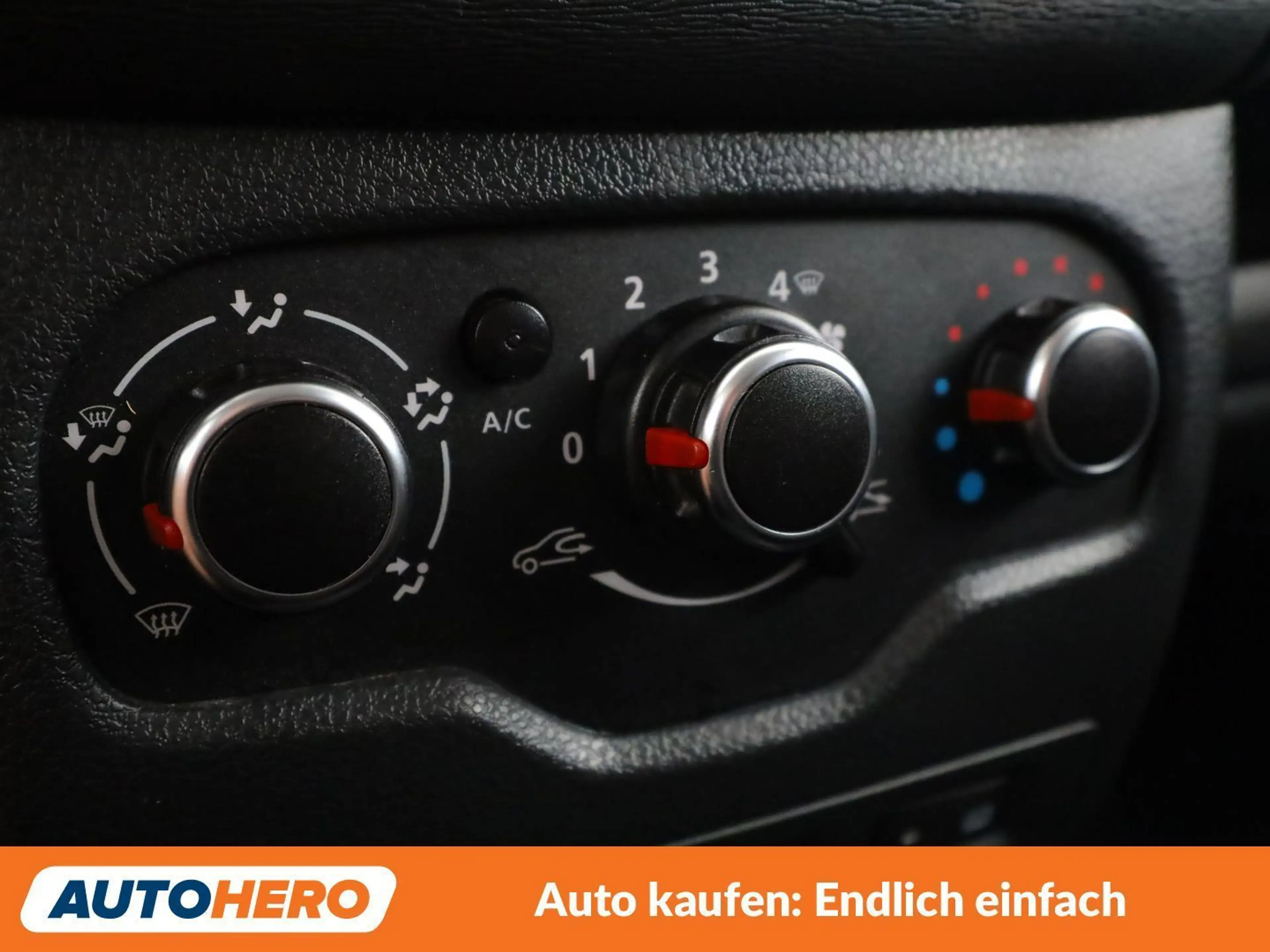 Dacia Lodgy 1.5 Blue dCi Stepway Charisma — photo 24