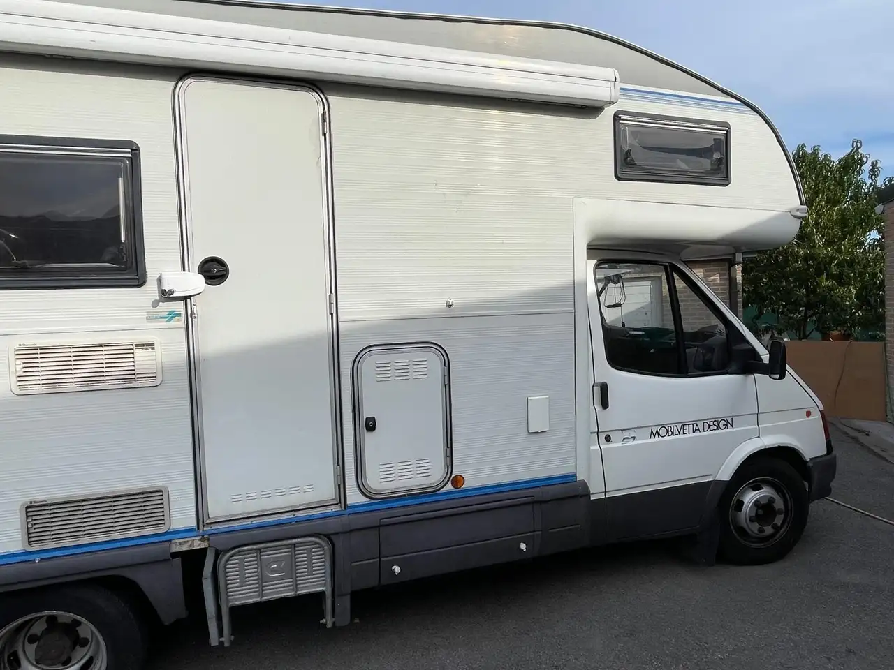 Ford Transit 2.5 Turbo, foto 4