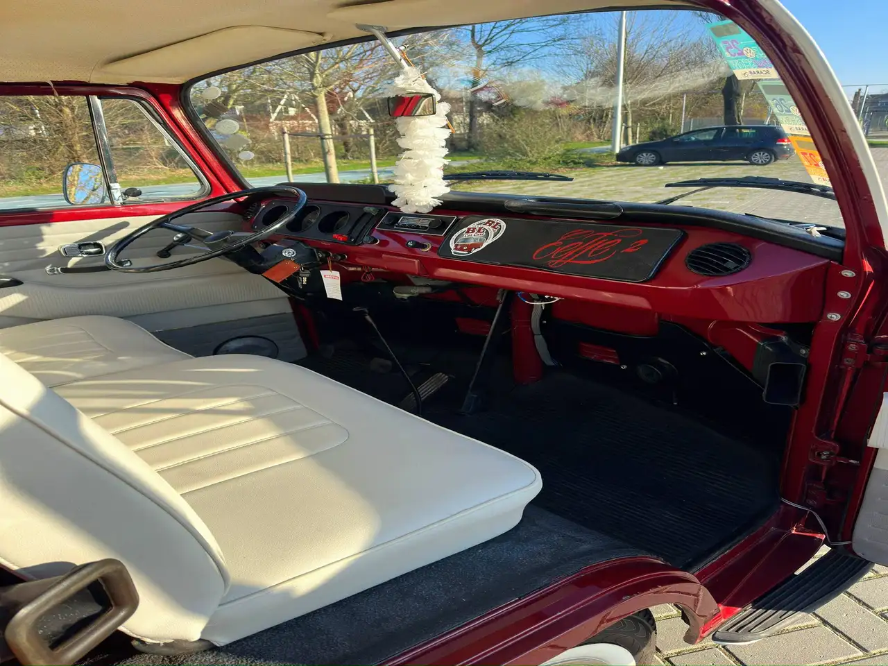 Volkswagen T2 Deluxe, foto 6