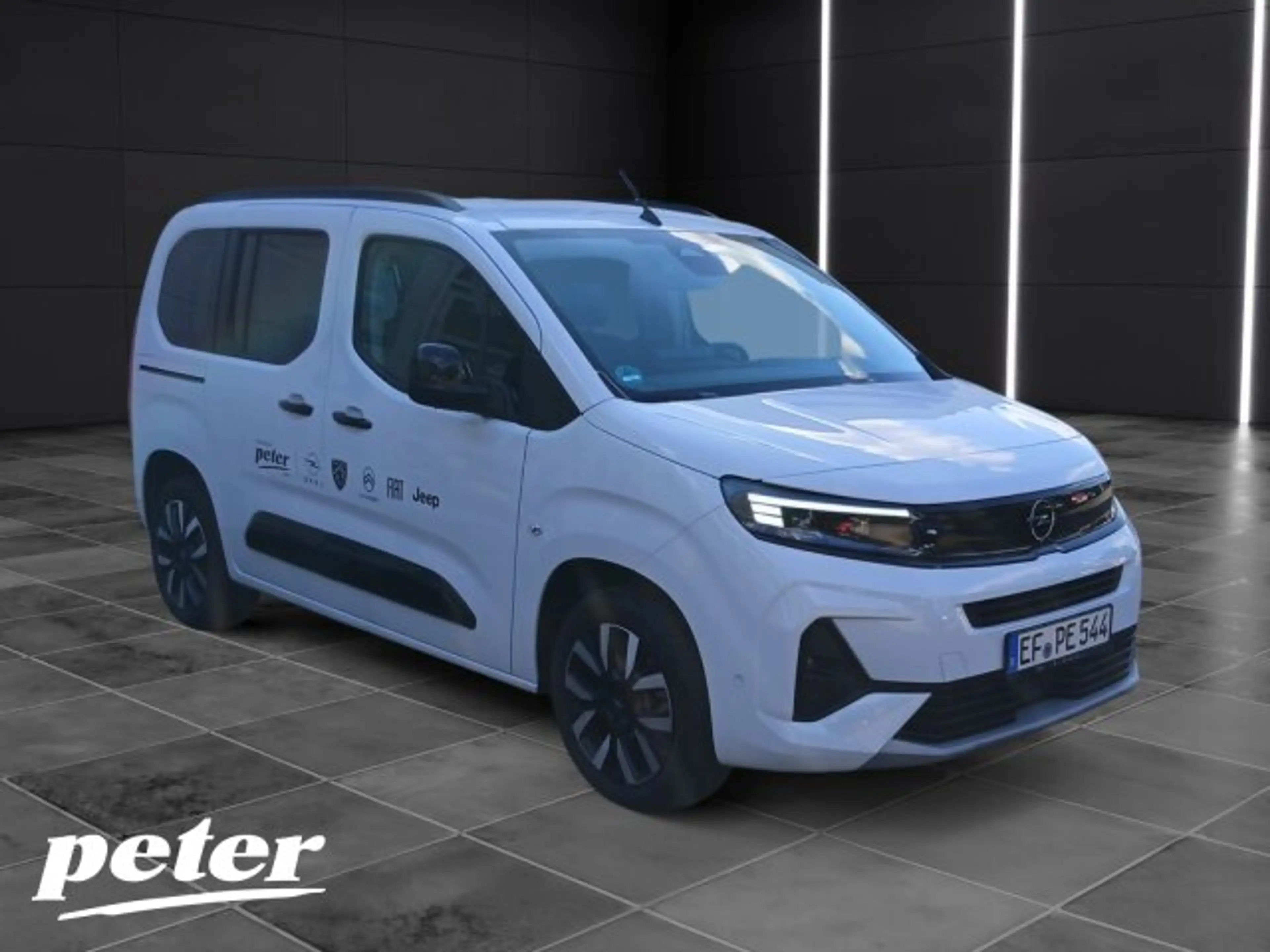 Opel Combo Life Combo 1.5 D GS — photo 5