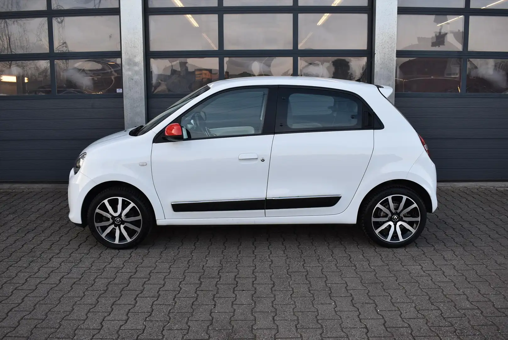 Renault Twingo 1.0 SCe 70pk Automaat Intens Blanc - 2