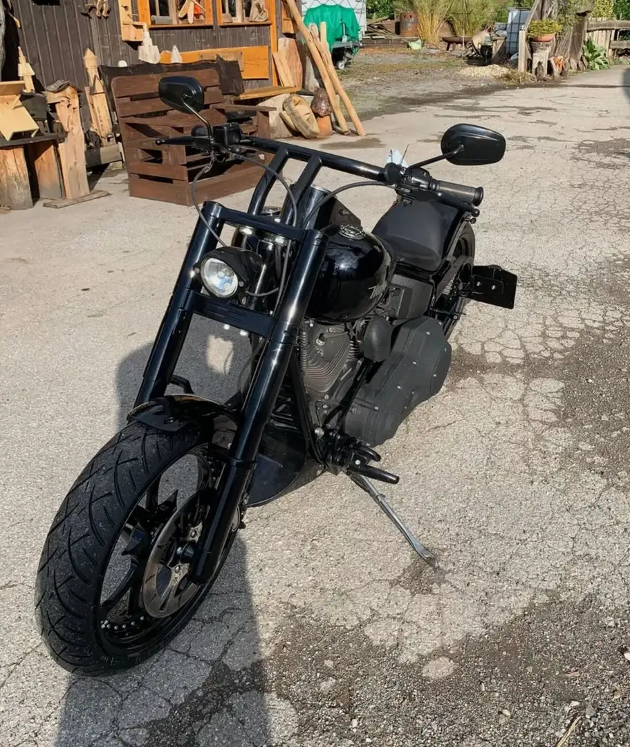 Harley-Davidson Night Train Černá - 2