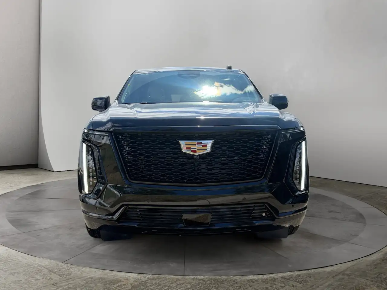 Cadillac Escalade снимка Cadillac Escalade