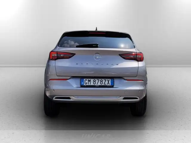 Opel Grandland view 8