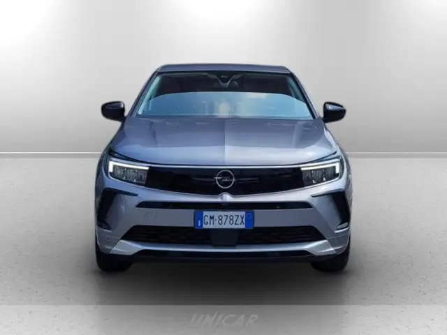 Opel Grandland view 3
