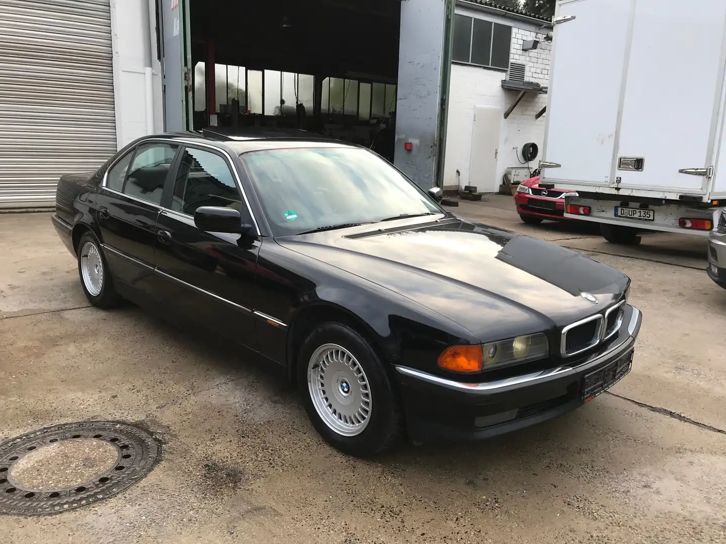 BMW 728 728i,Klima,Schiebedach,automatisch Zwart - 2