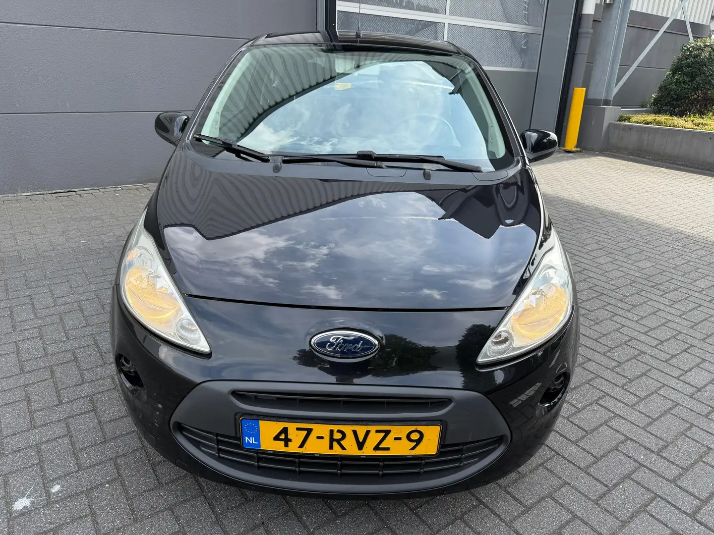 Ford Ka/Ka+ 1.2 Cool & Sound start/stop*APK*NAP*AIRCO*ELKT-RAA Zwart - 2