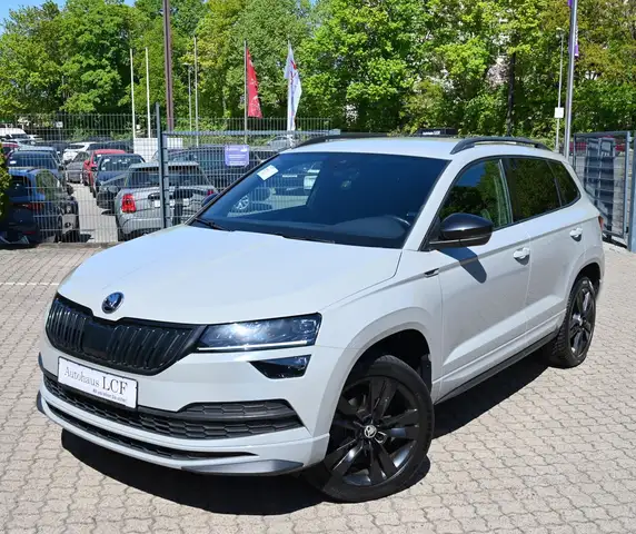 Skoda Karoq 1.5 TSI Sportline LED NAVI PDC CarPlay DAB