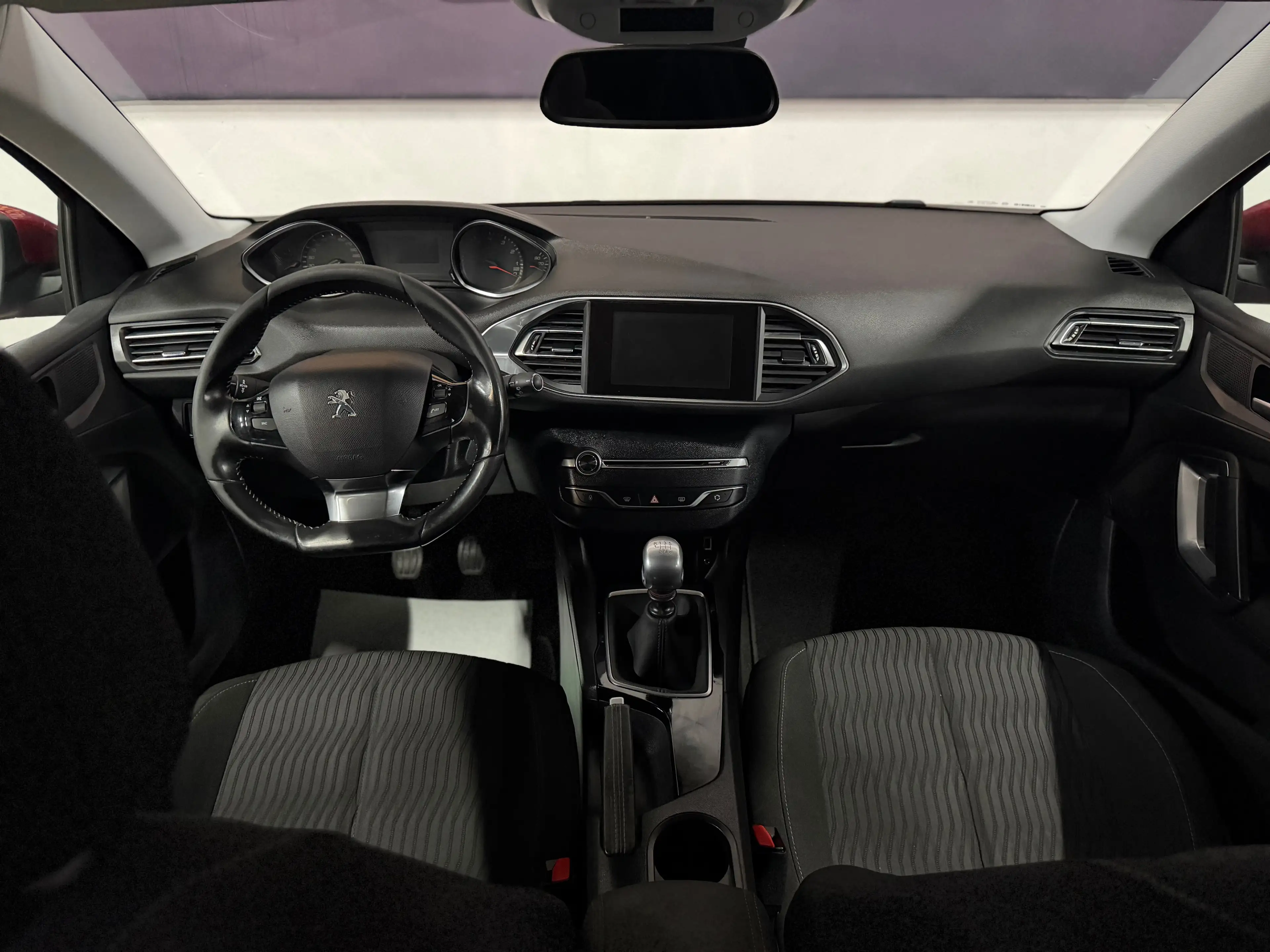 Peugeot 308 308 1.2 PureTech GT Line STT — photo 6