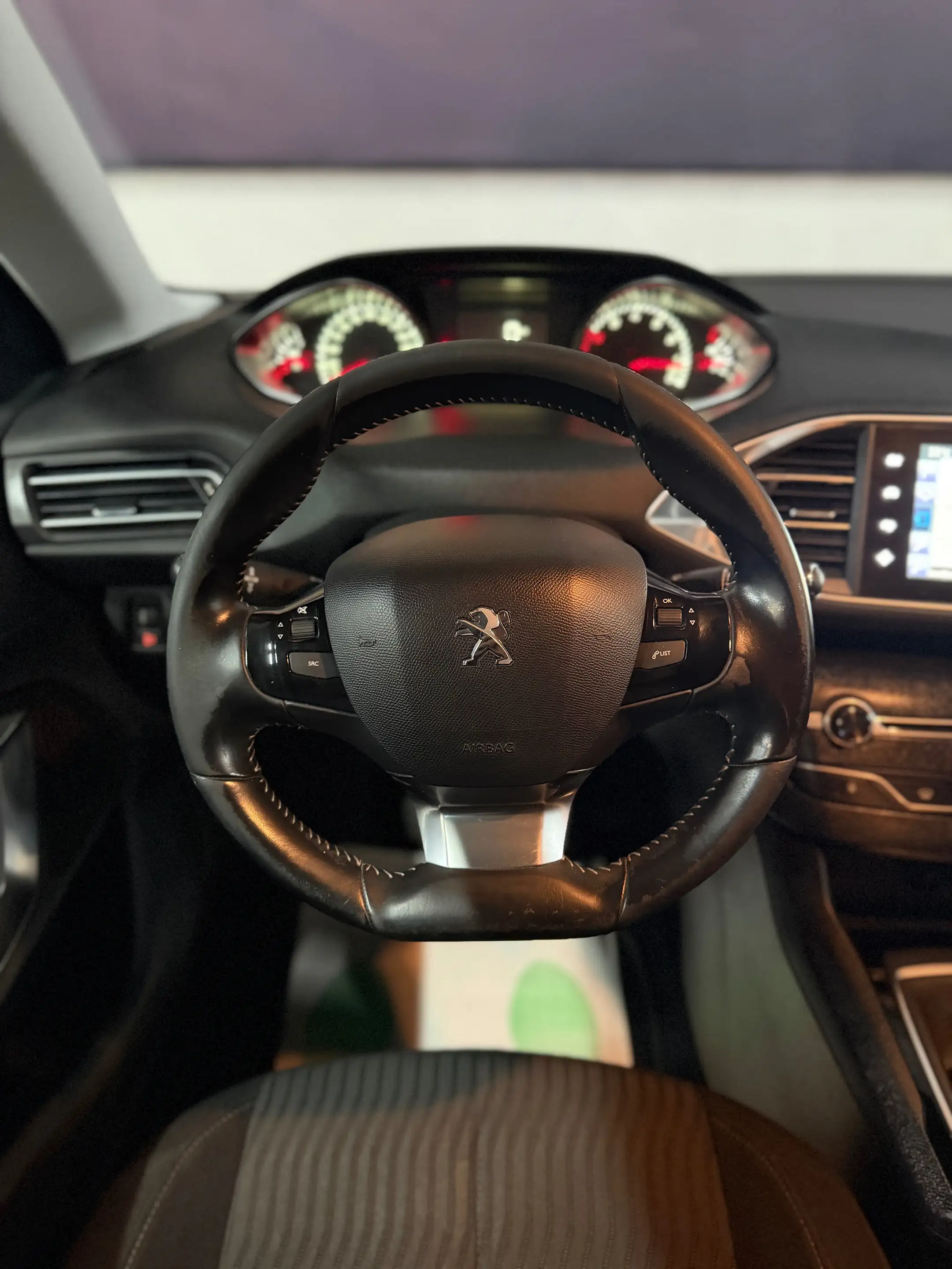 Peugeot 308 308 1.2 PureTech GT Line STT — photo 8