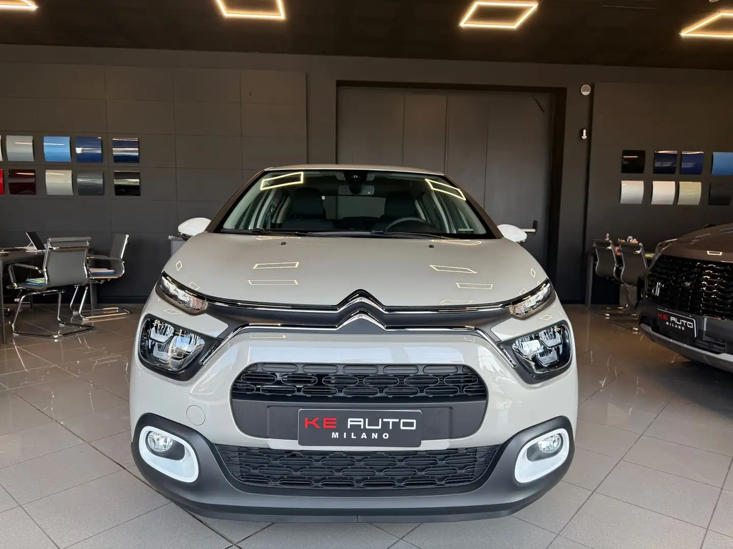 Citroen C3 C3 1.2 puretech You s Бежевий - 2