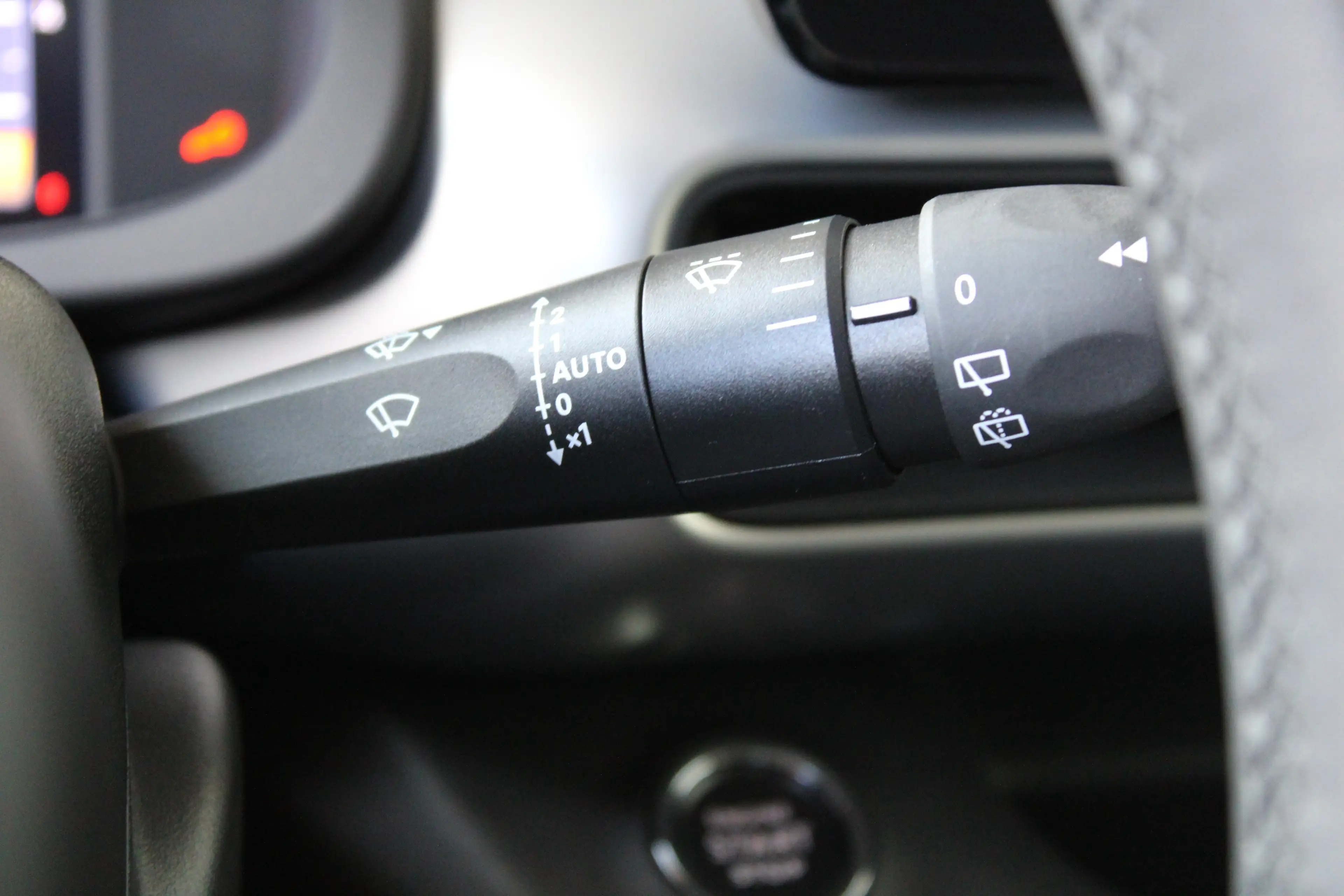 Jeep Avenger 1.2 e-Hybrid Summit | Adaptieve cruise control | 1 — photo 21
