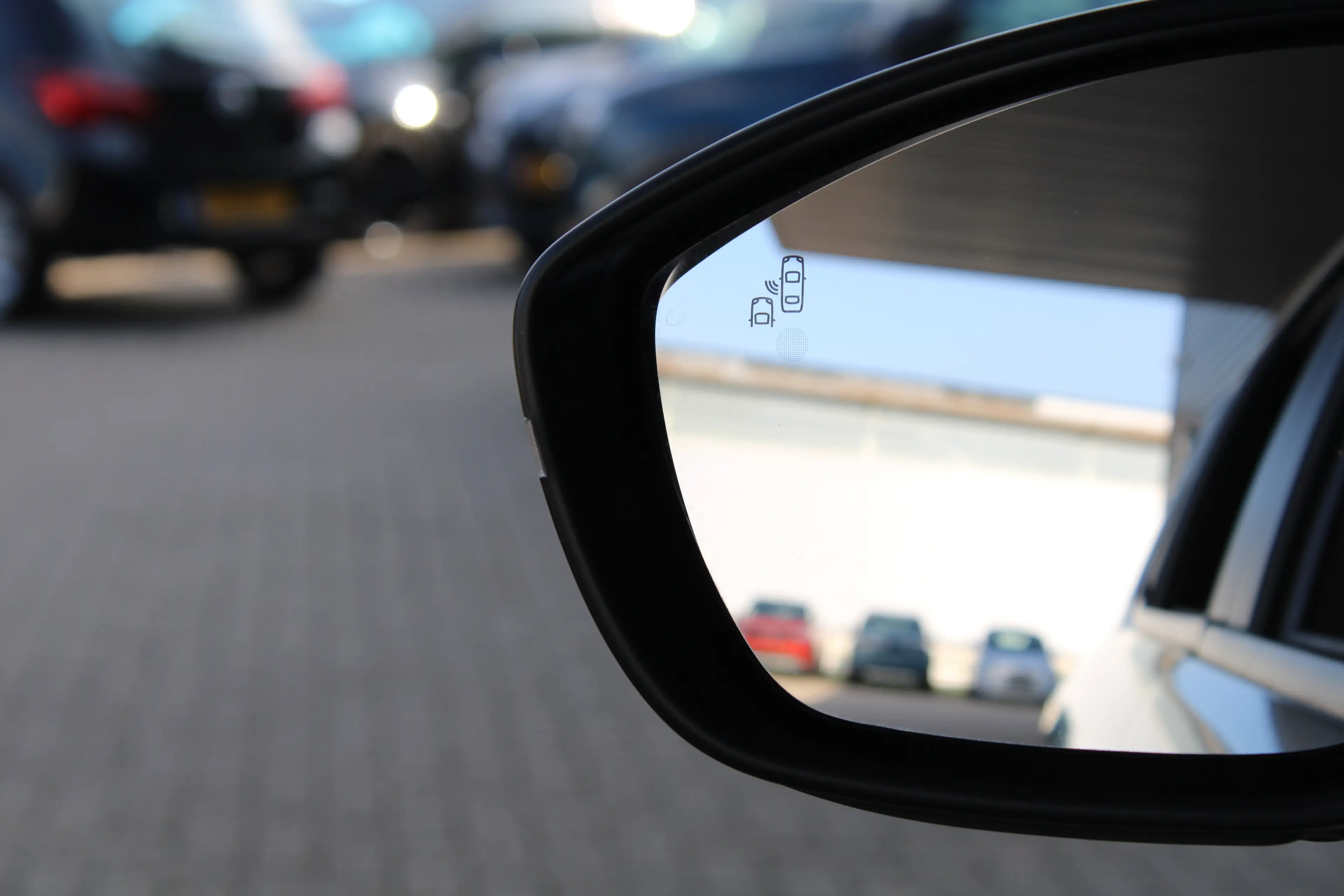 Jeep Avenger 1.2 e-Hybrid Summit | Adaptieve cruise control | 1 — photo 17
