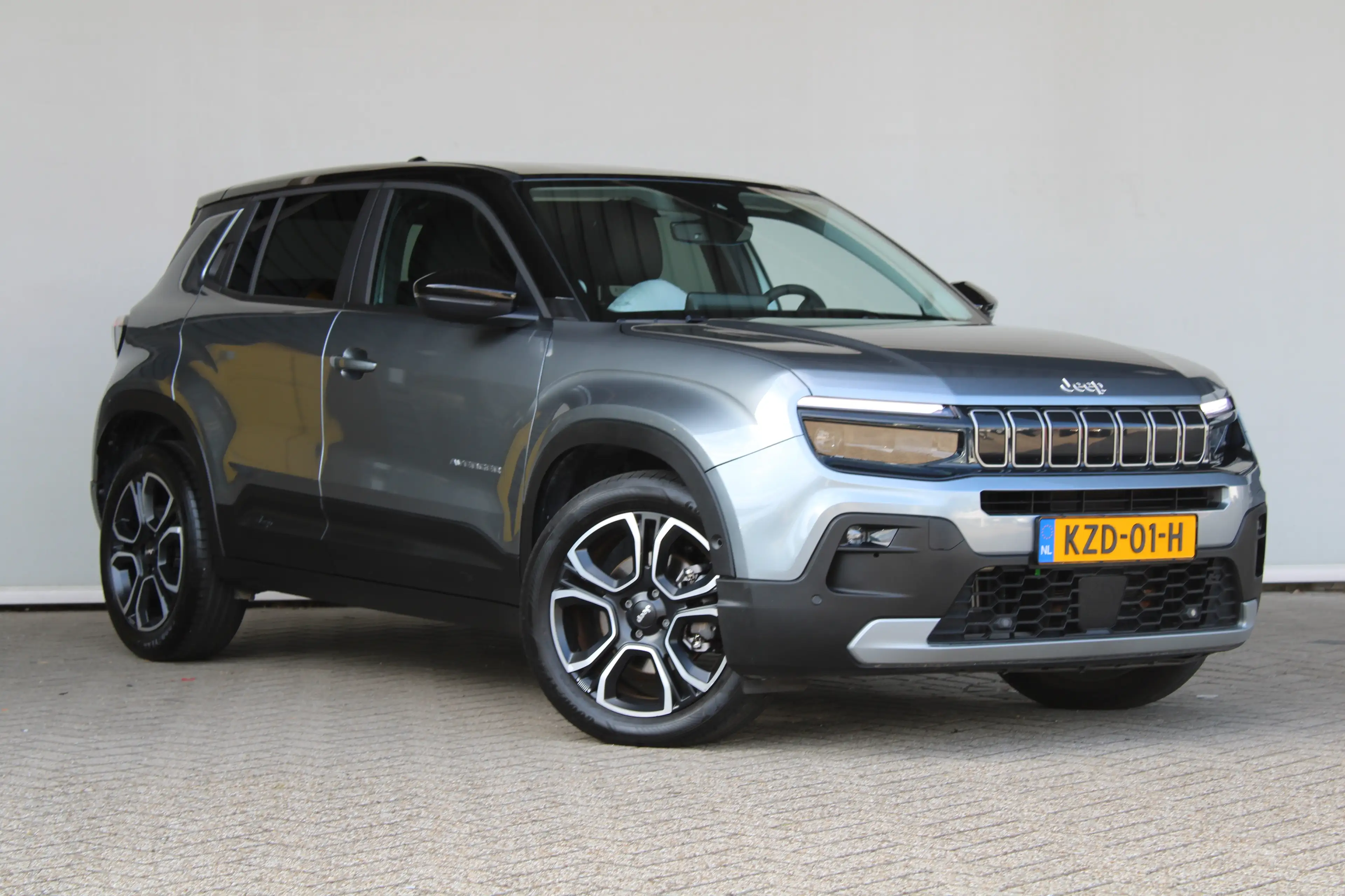 Jeep Avenger 1.2 e-Hybrid Summit | Adaptieve cruise control | 1 — photo 3