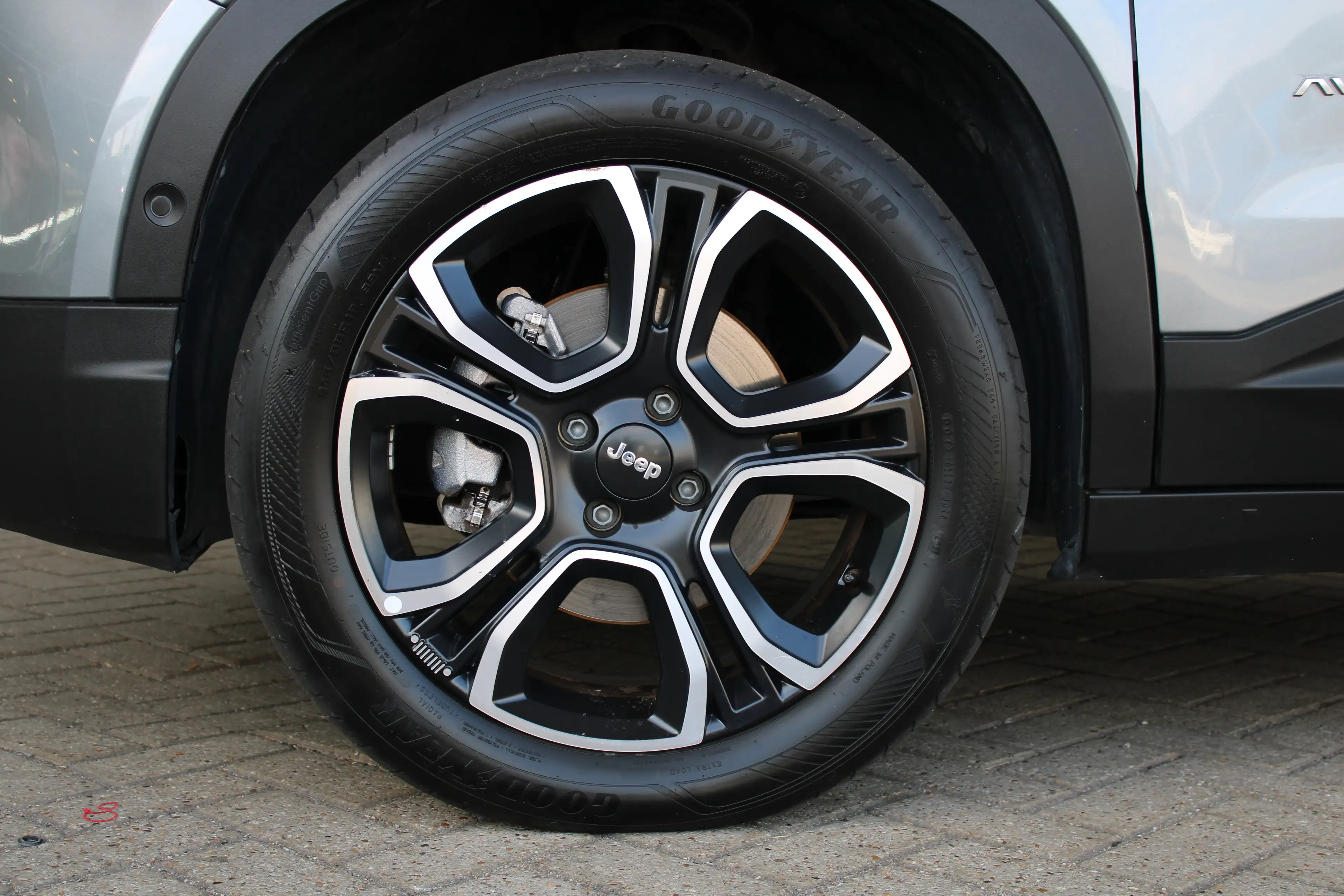 Jeep Avenger 1.2 e-Hybrid Summit | Adaptieve cruise control | 1 — photo 32